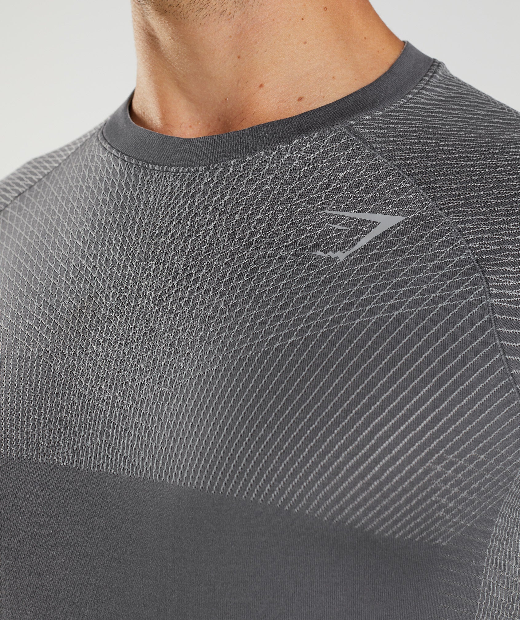 Apex Seamless Long Sleeve T-Shirt in Silhouette Grey/Smokey Grey - view 6