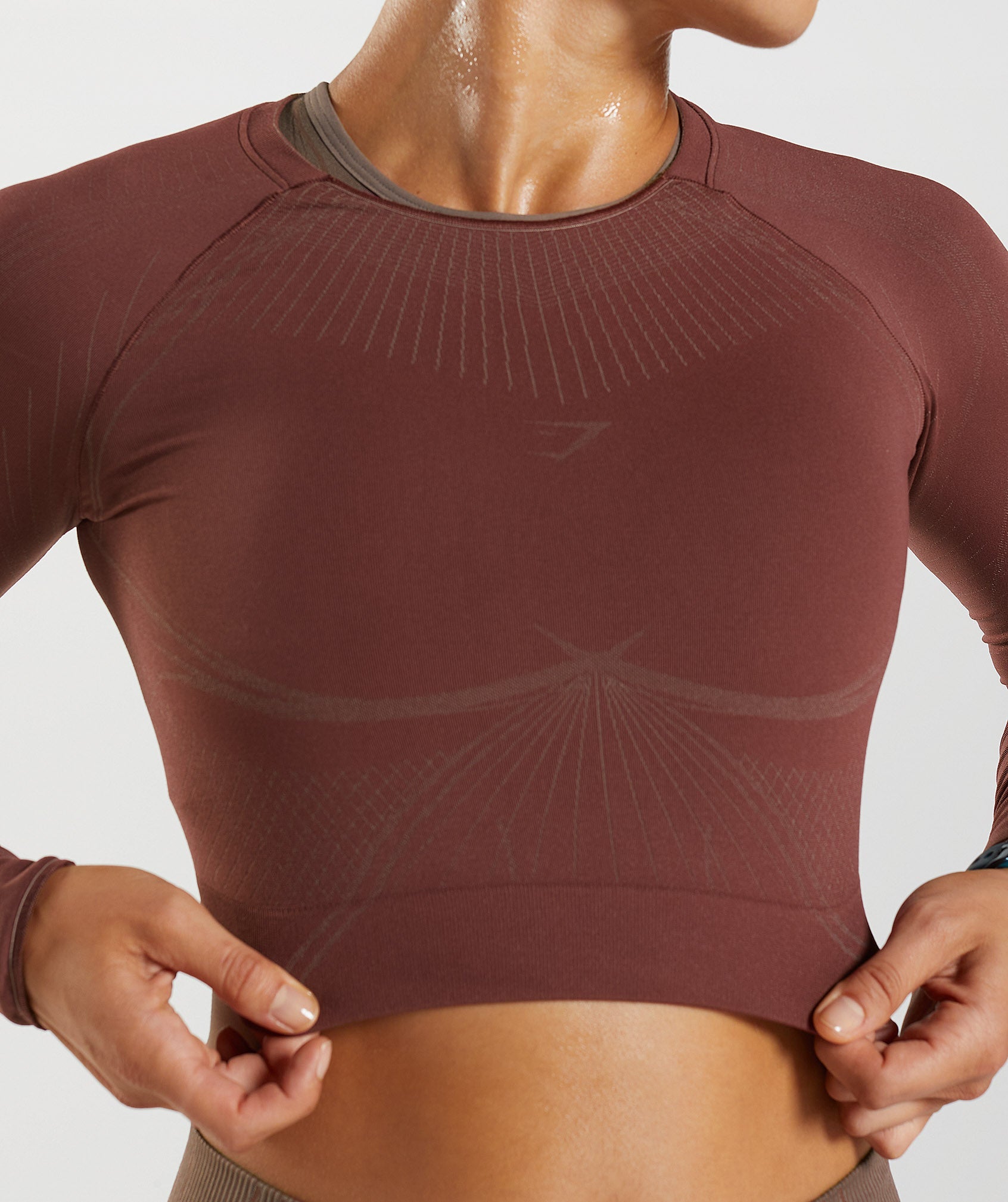 Apex Seamless Crop Top in Cherry Brown/Truffle Brown