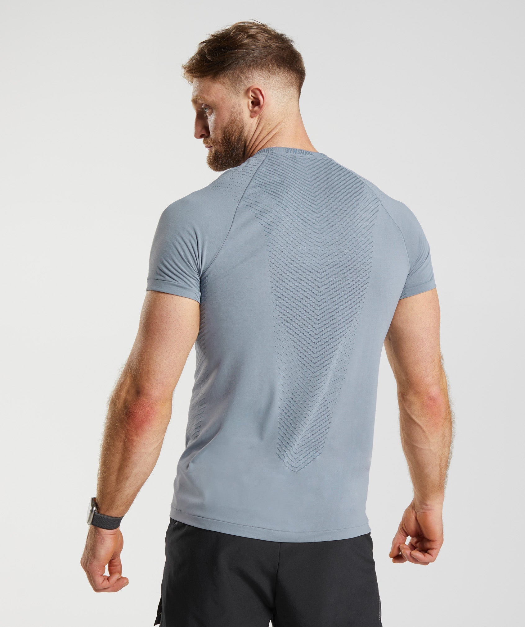 Men's Gym Tops & T-Shirts - Workout shirts from Gymshark