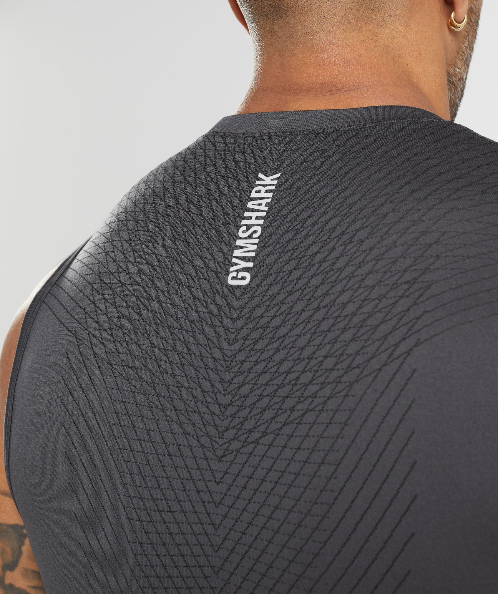 Apex Seamless Tank in Onyx Grey/Black - view 5