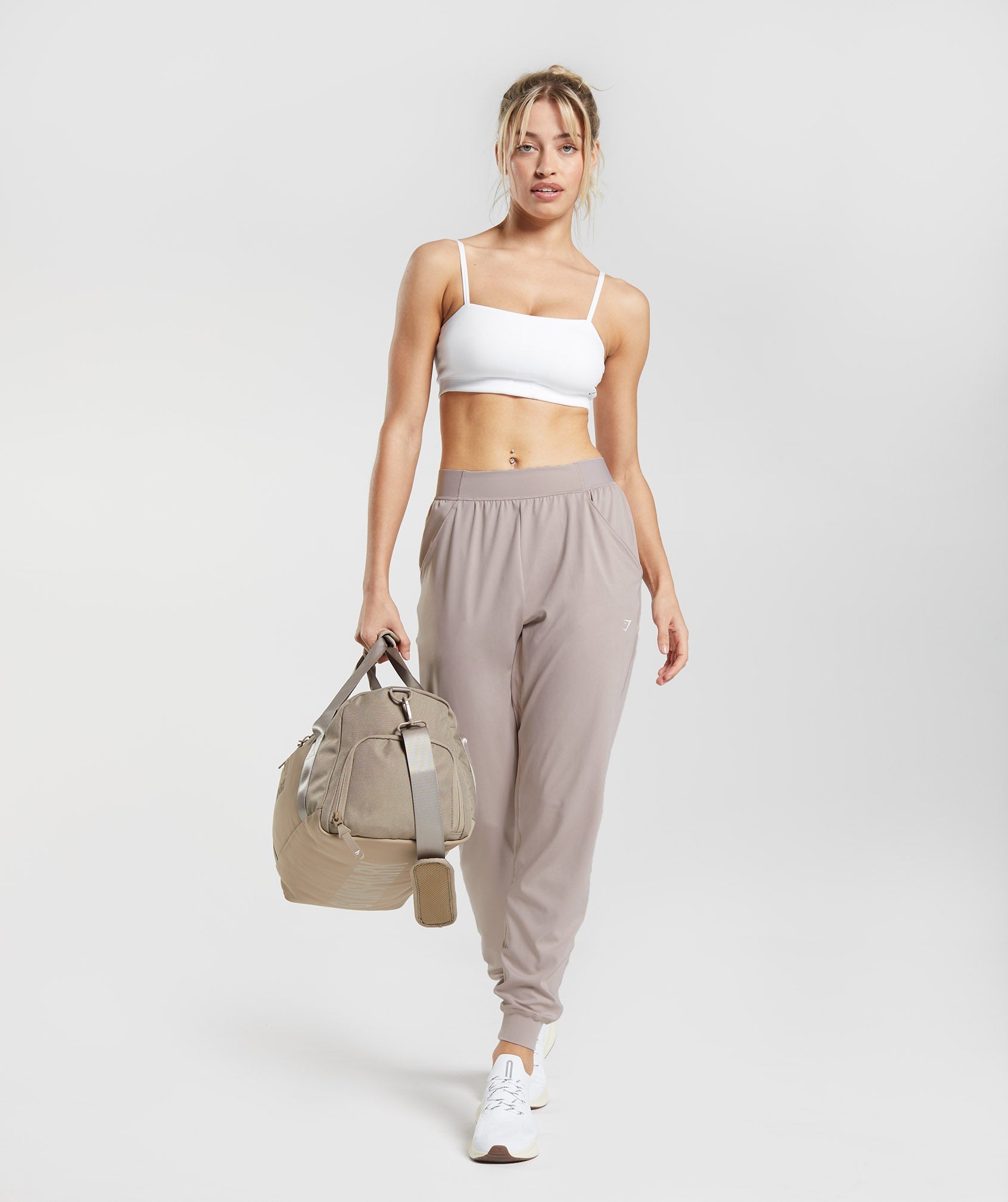 Training Performance Joggers in Modern Blush Pink