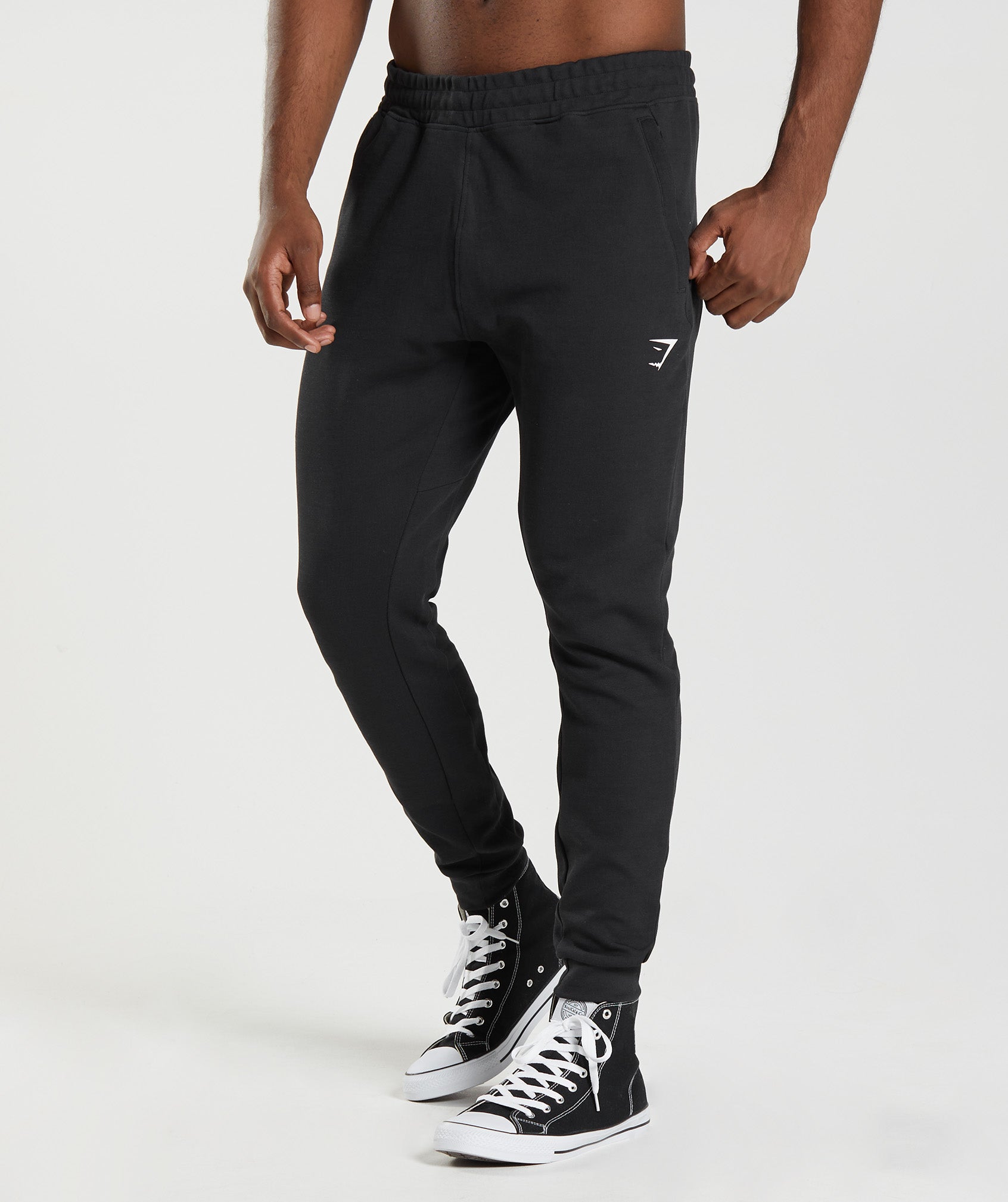 Gymshark Men's Crest Regular Fit Straight Leg Joggers DS1 Black Large NWT