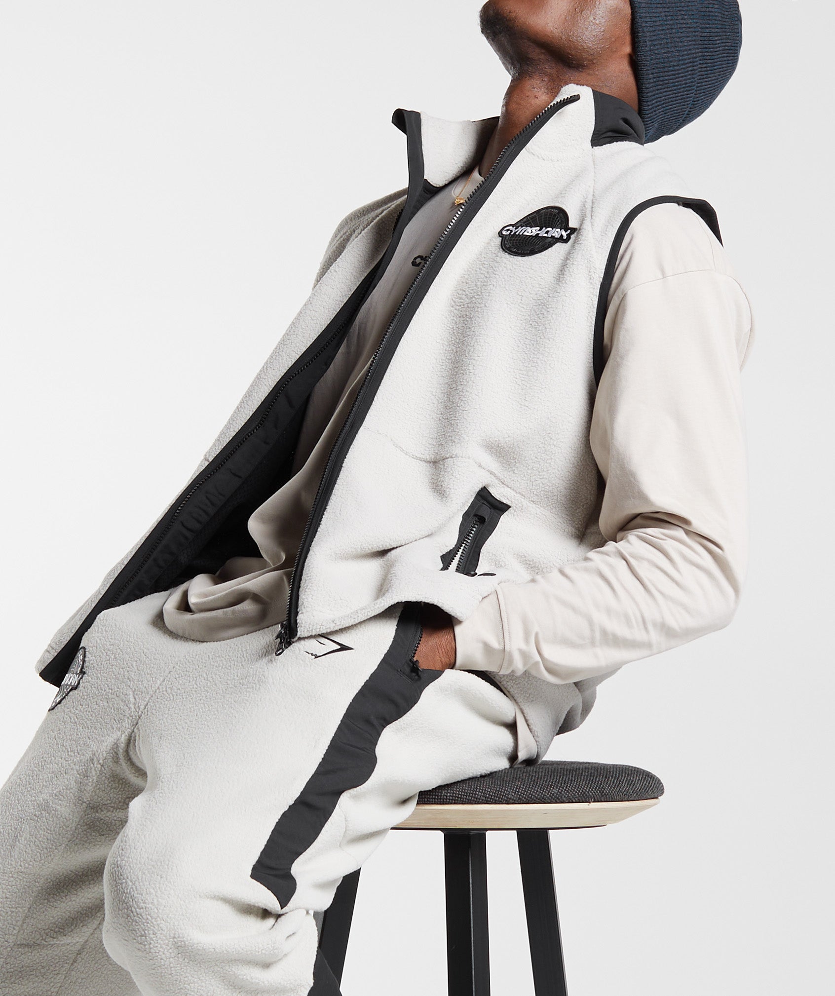 Vibes Gilet in Pebble Grey/Black - view 4