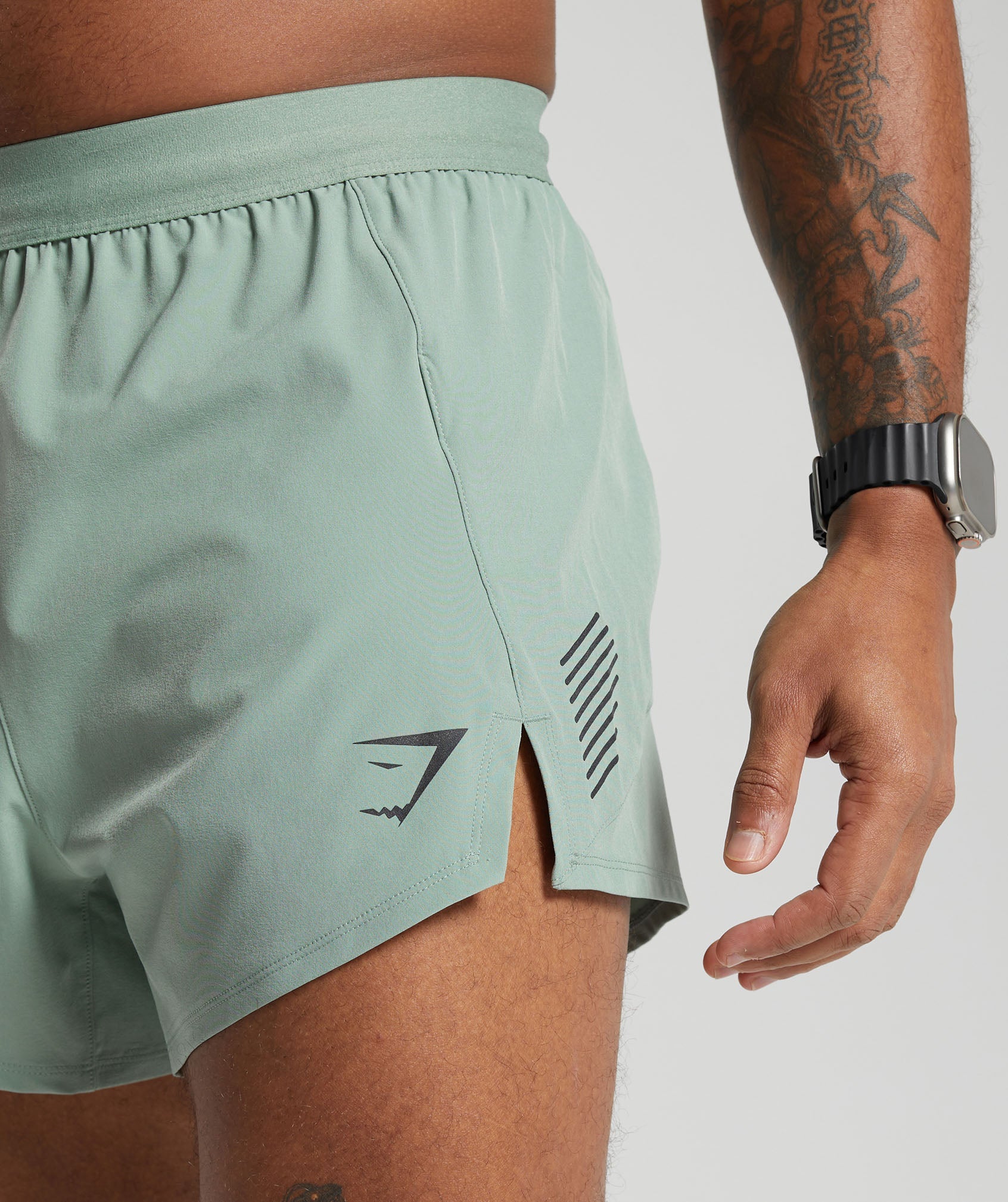 Apex Run 5" Shorts in Dollar Green - view 5