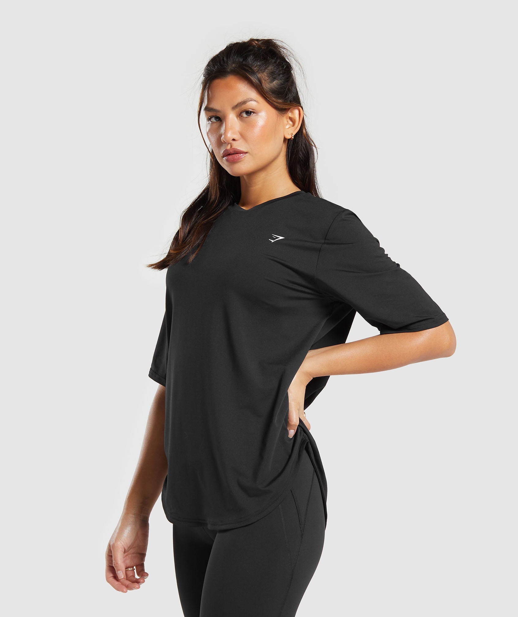 Oversized Ruched T-Shirt in Black - view 3