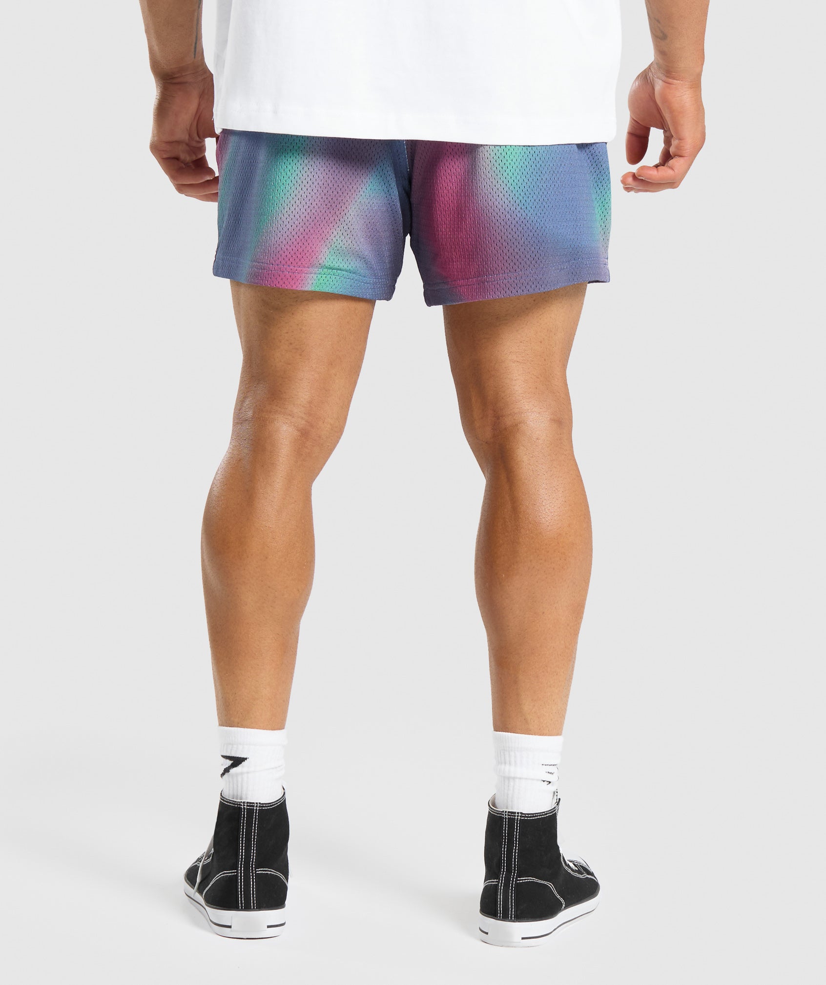 Printed Lifting Mesh 5" Shorts in White - view 2