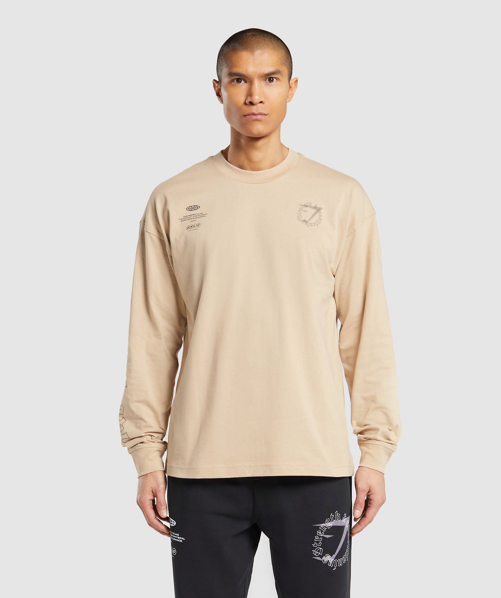 Gymshark Strength and Conditioning Long Sleeve T-Shirt - Vanilla Beige ...