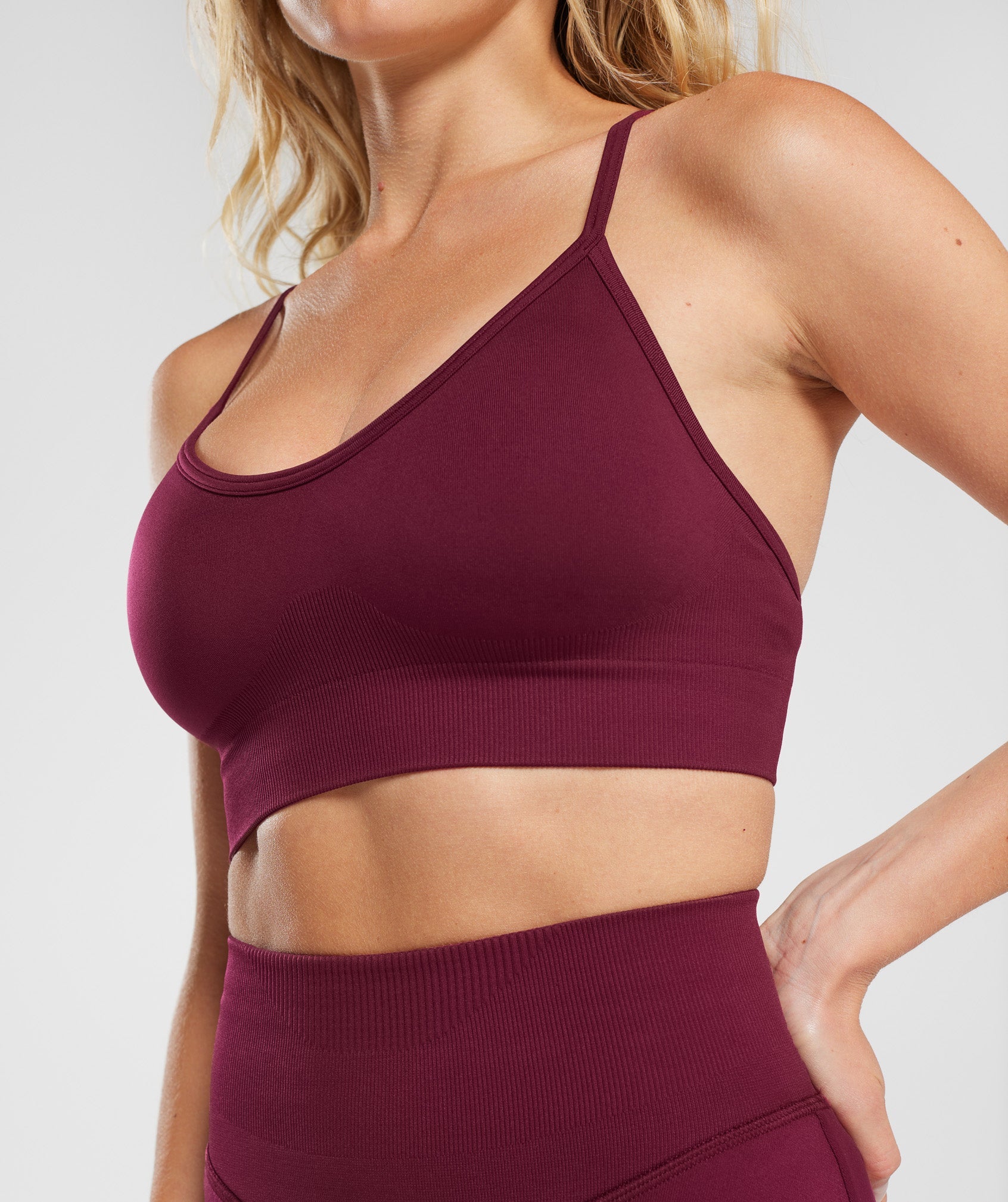 Sweat Seamless Sports Bra in Plum Pink - view 5