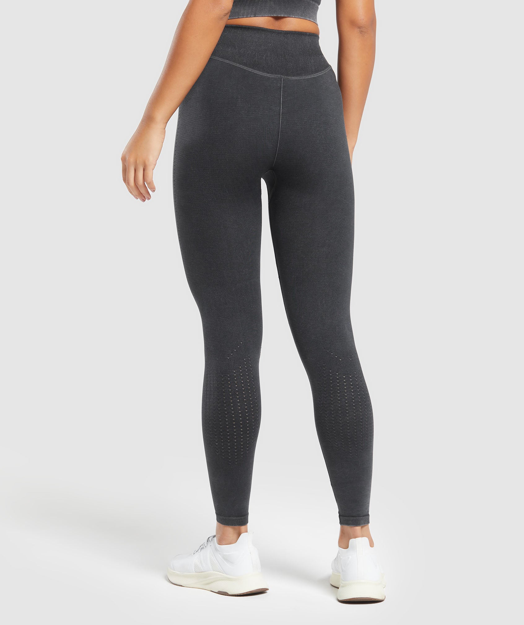 Sweat Seamless Washed Leggings in Black - view 2