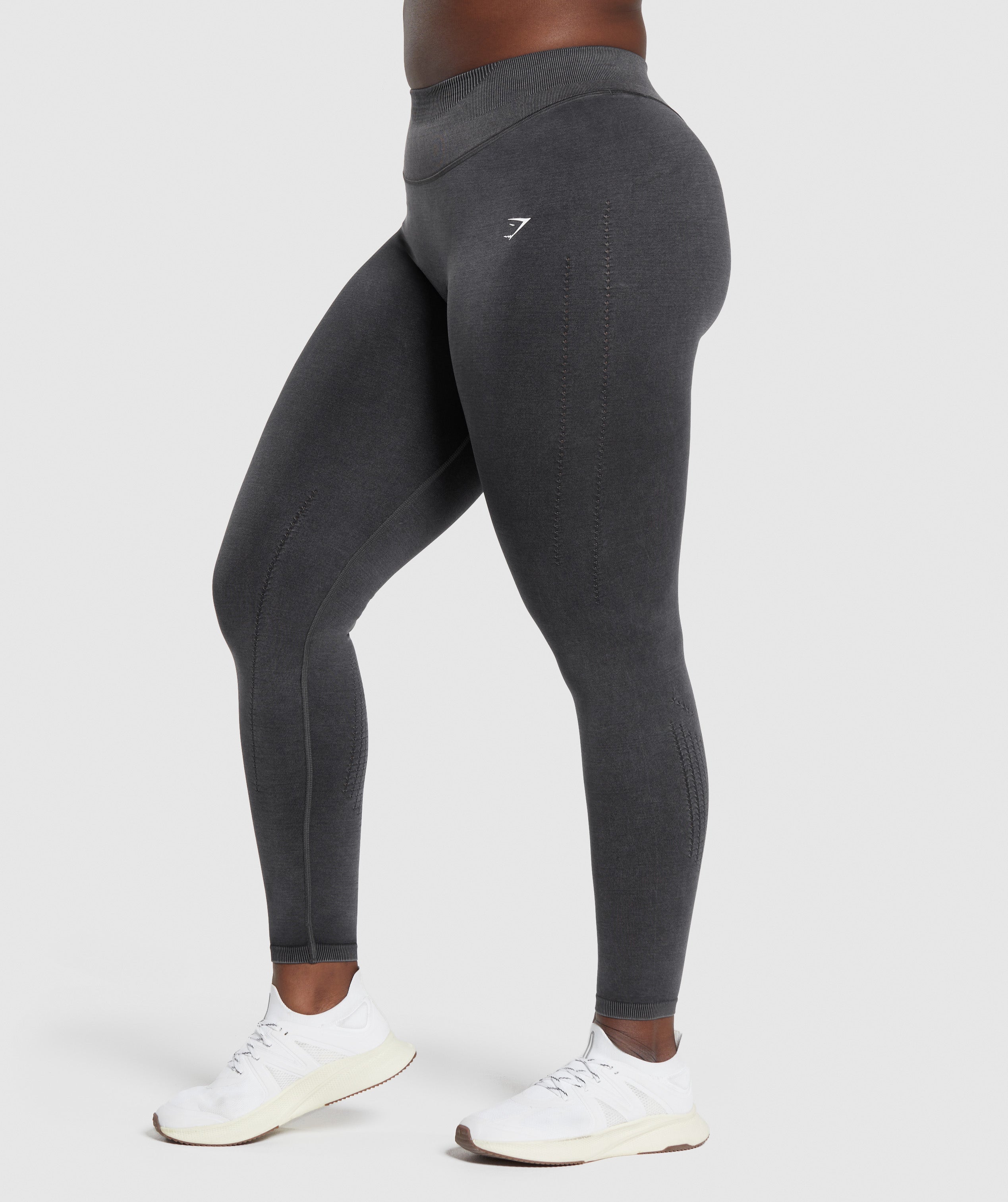 Sweat Seamless Washed Leggings in Black - view 6