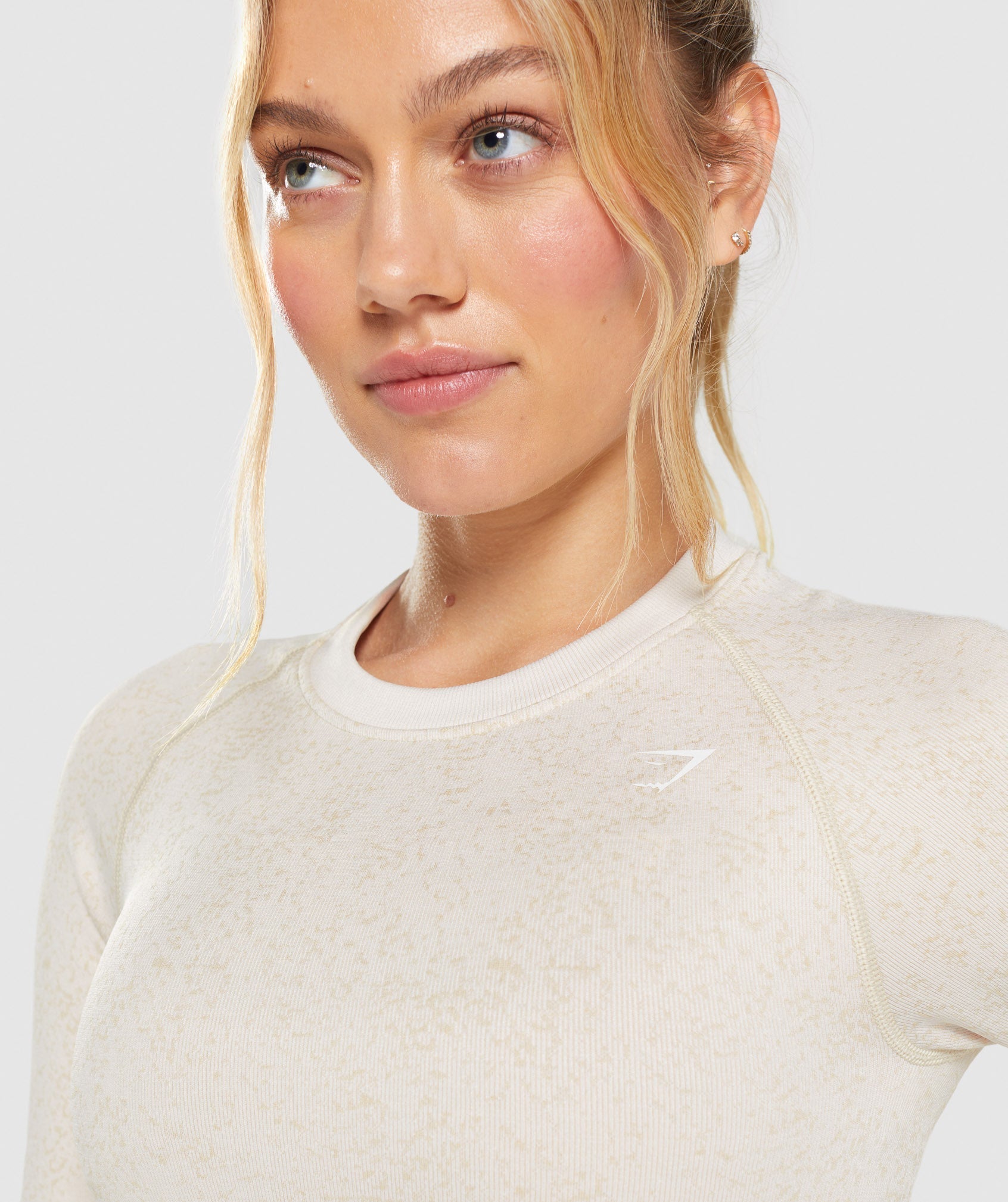 Adapt Fleck Seamless Long Sleeve Crop Top in Mineral | Coconut White