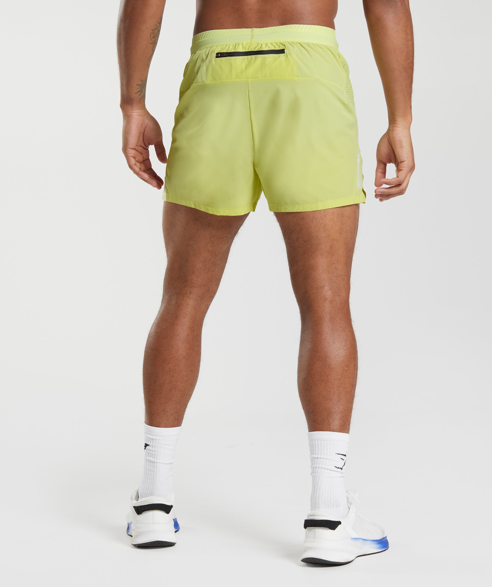 Apex Run 4" Shorts in Firefly Green