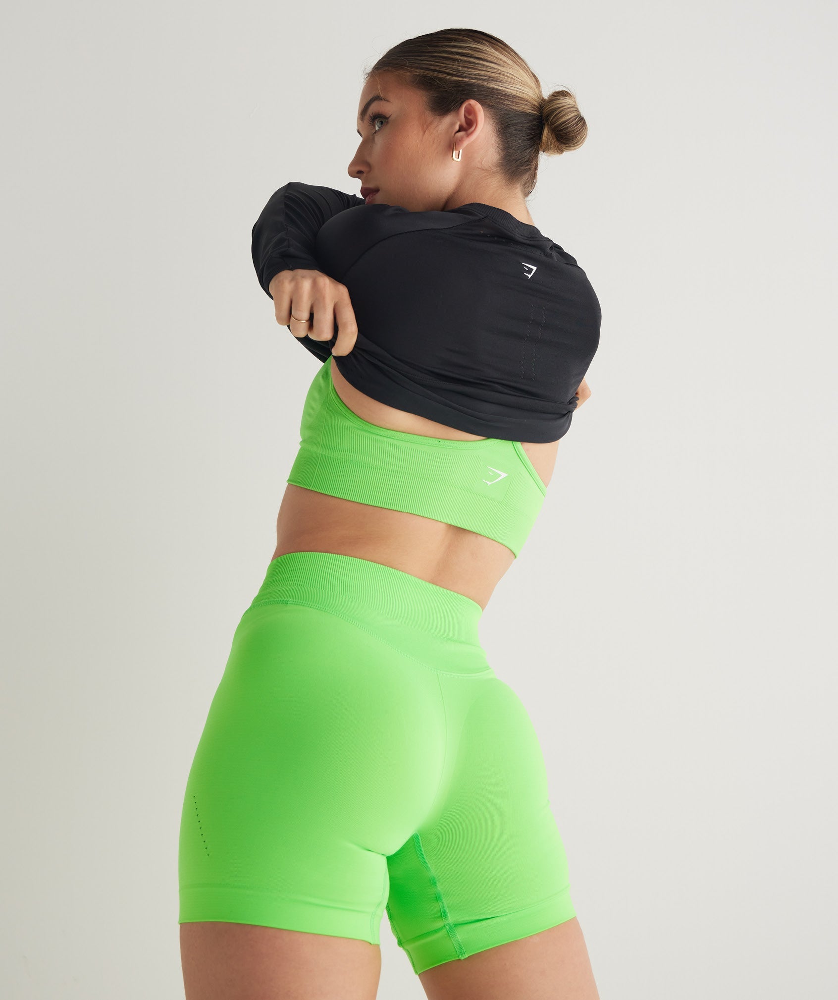 Sweat Seamless Sculpt Shorts in Fluo Lime