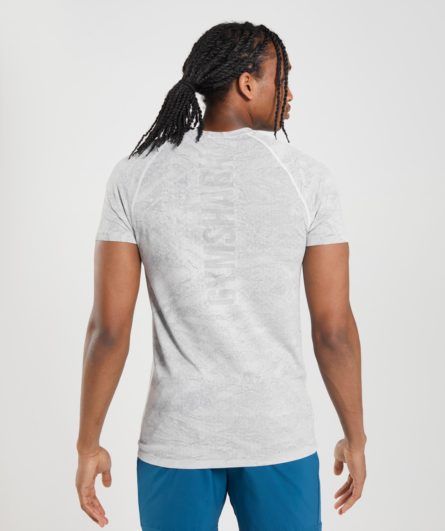 Geo Seamless T-Shirt in Off White/Light Grey