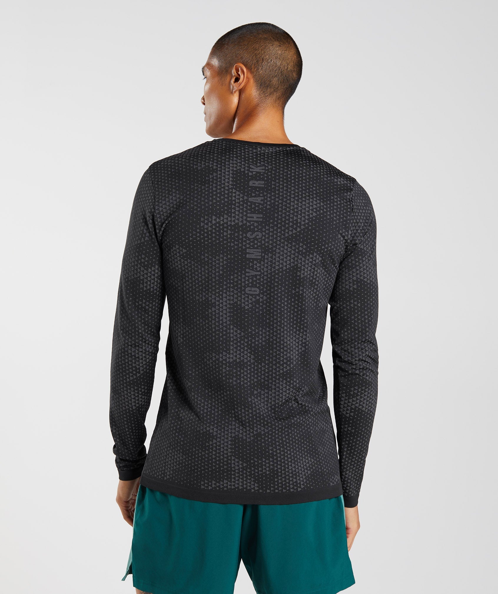 Sport Seamless Long Sleeve T-Shirt in Black/Silhouette Grey