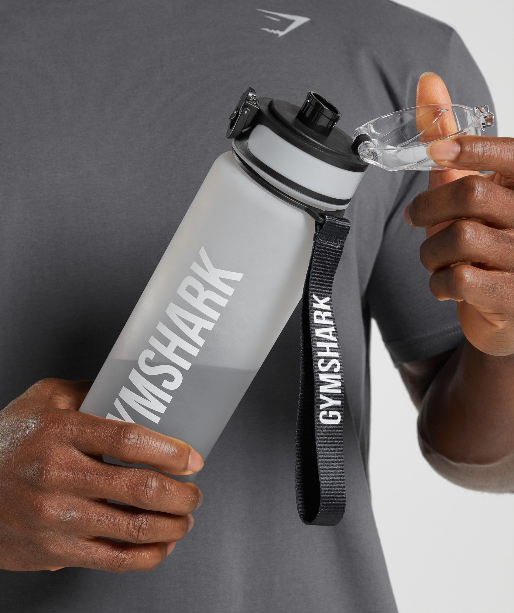 SVP Sports - SVP Shaker Bottle (DM21166 WHT)