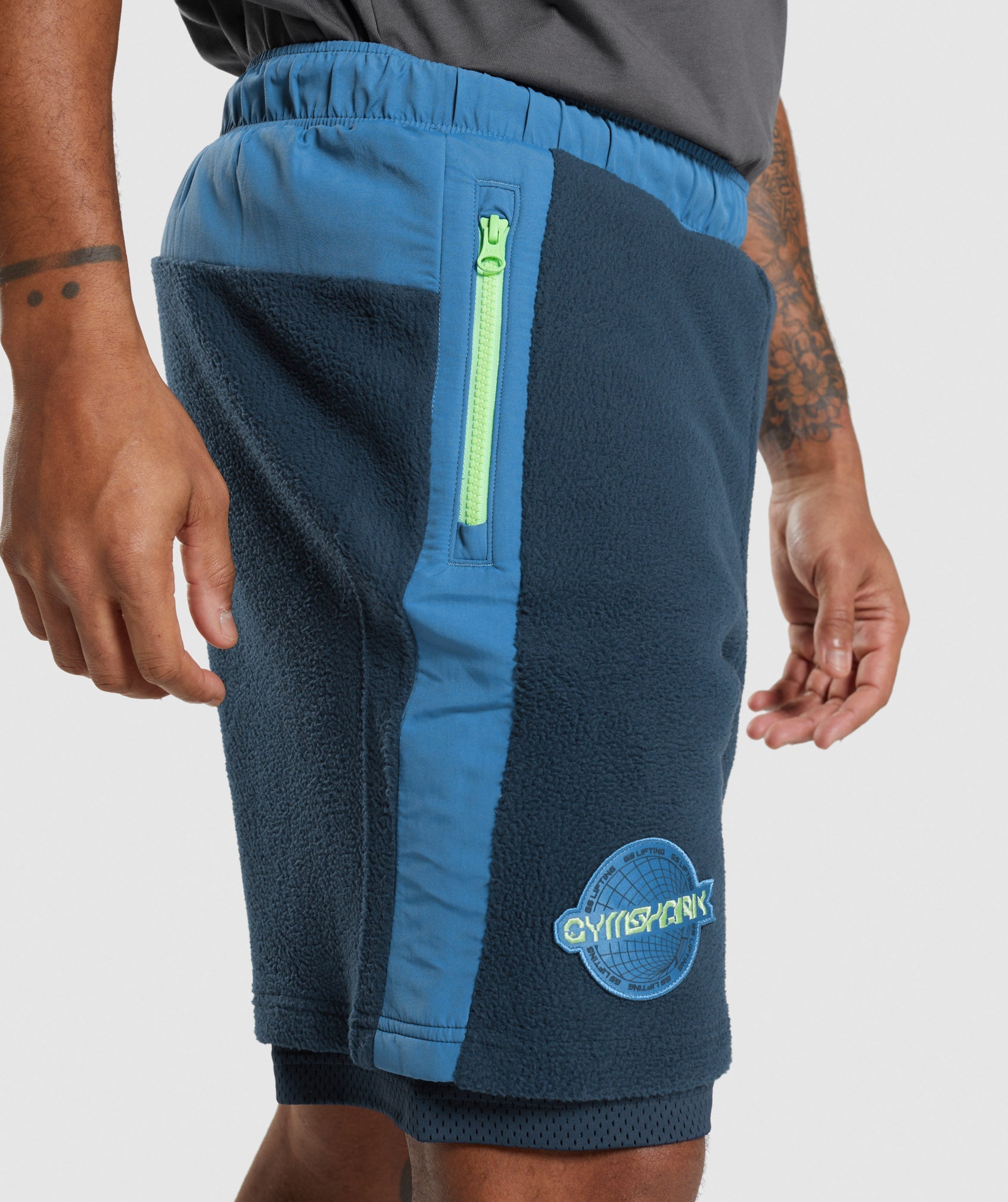Vibes Shorts in Navy/Lakeside Blue - view 5
