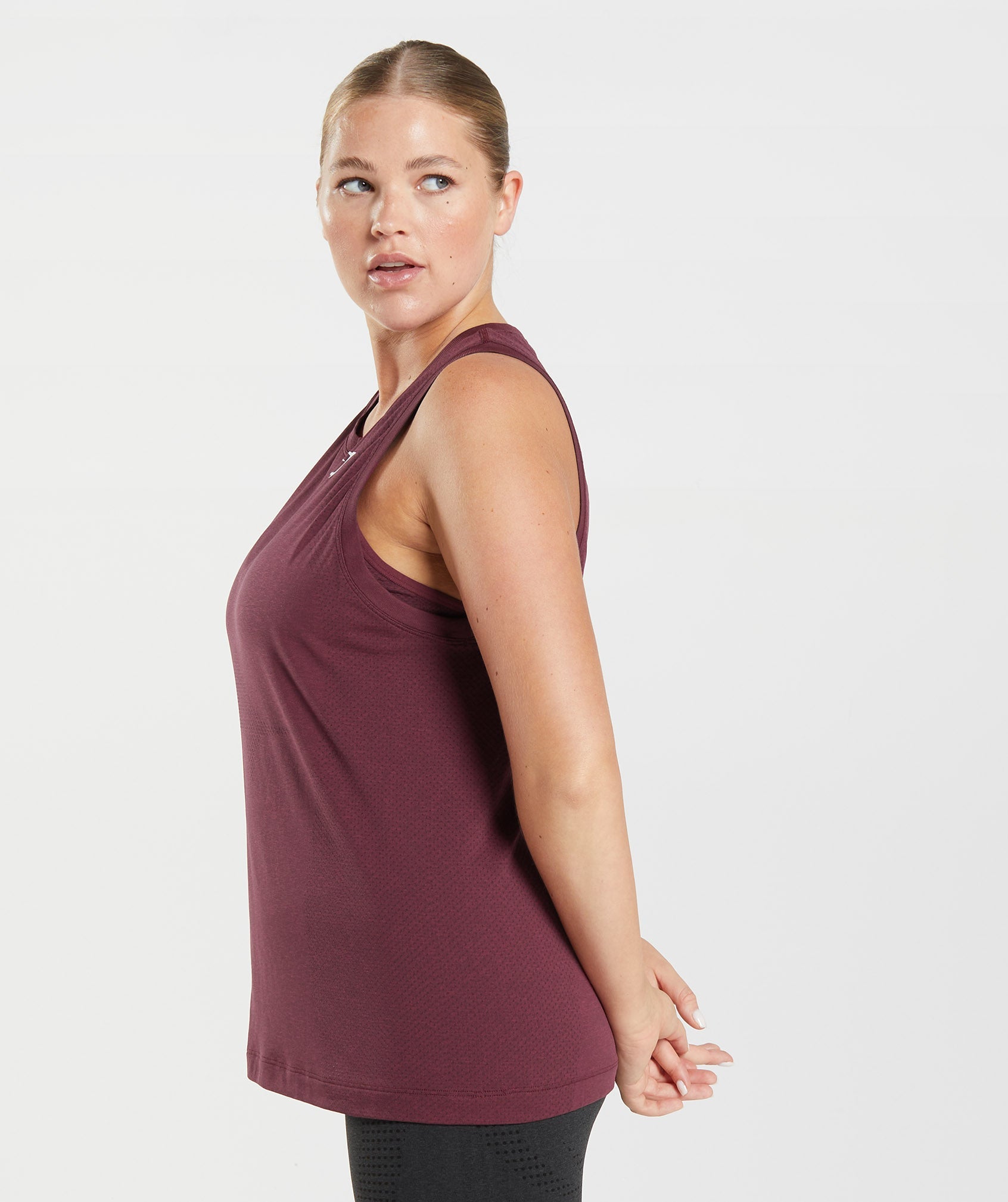 Vital Seamless 2.0 Light Tank in Baked Maroon Marl - view 3