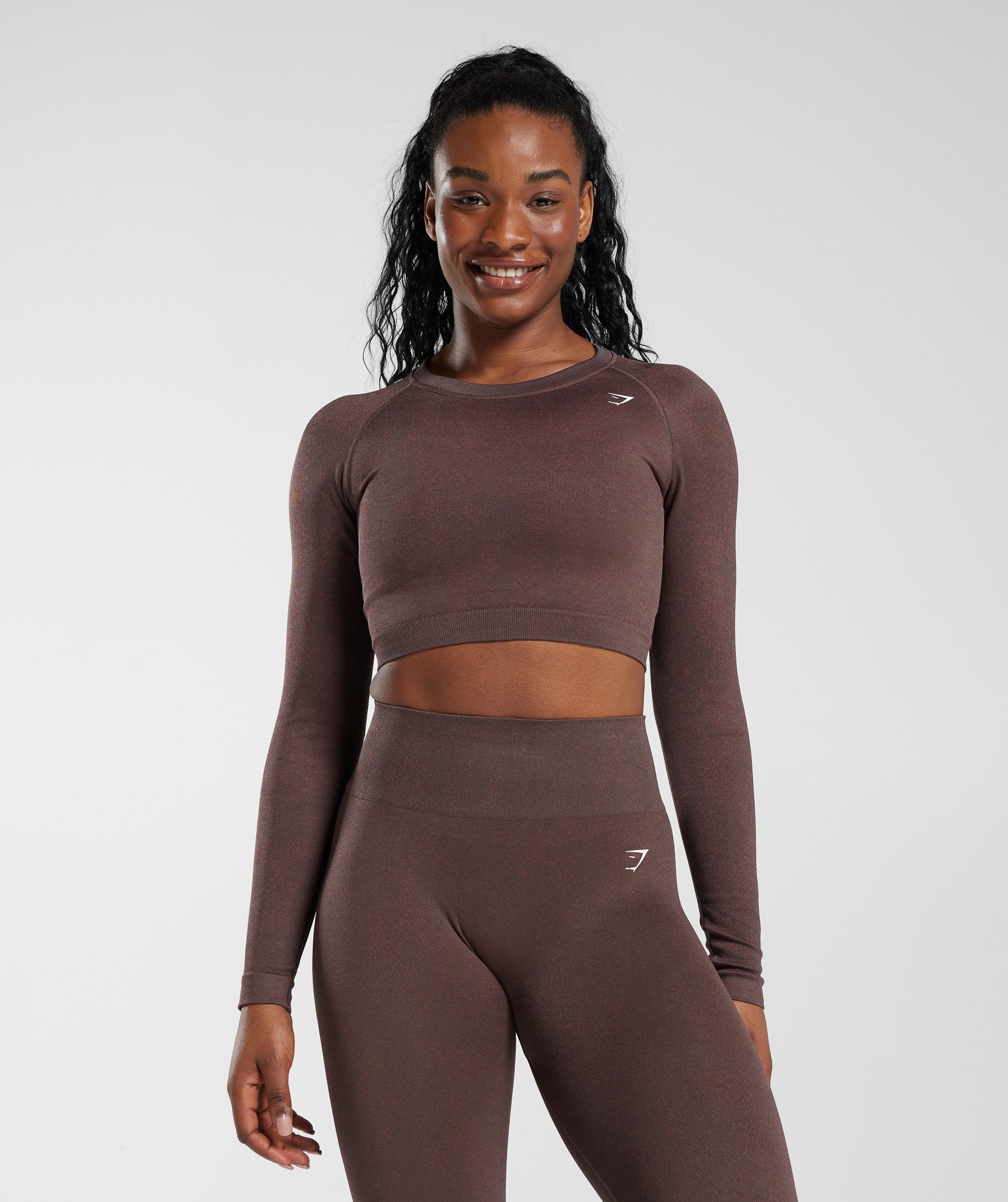 Adapt Fleck Seamless Long Sleeve Crop Top in Chocolate Brown