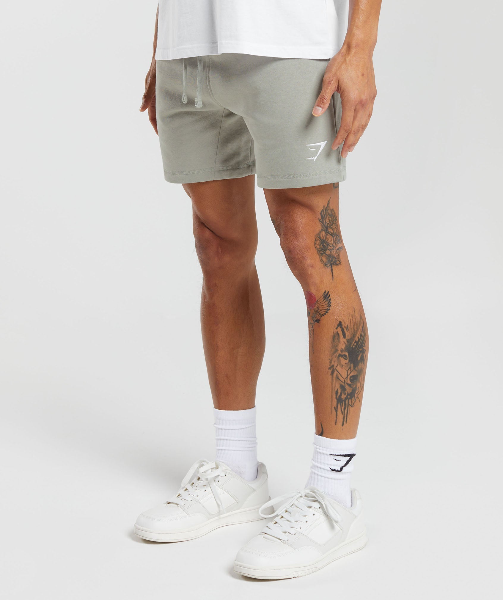Crest 7" Shorts in Stone Grey - view 3