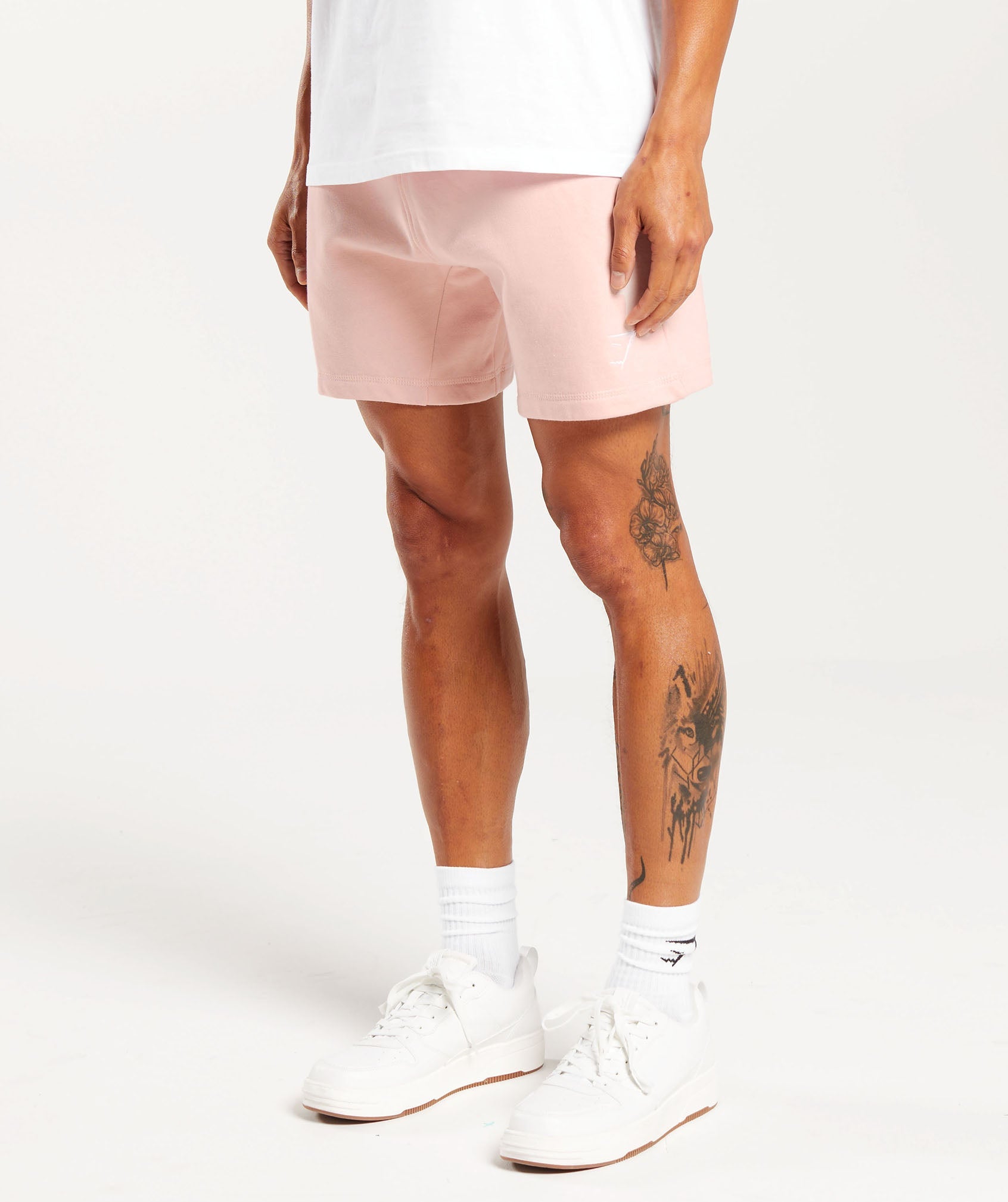 Crest Shorts in Misty Pink