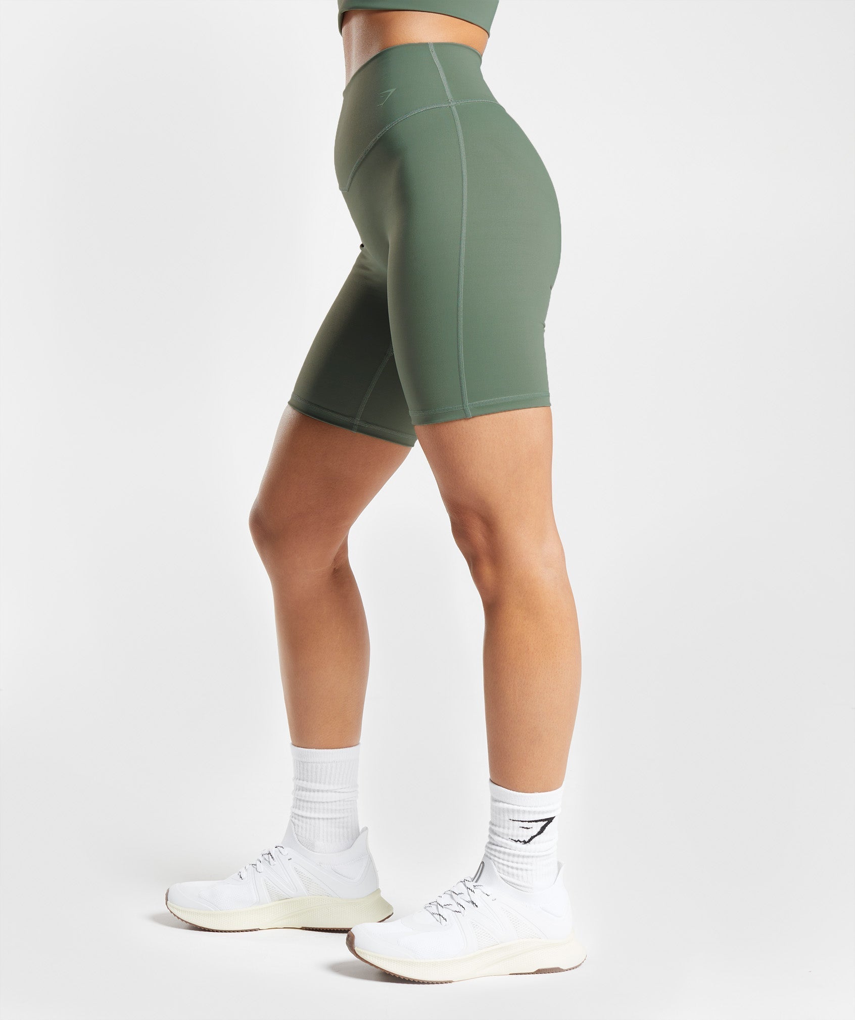 Elevate Cycling Shorts in Willow Green - view 5