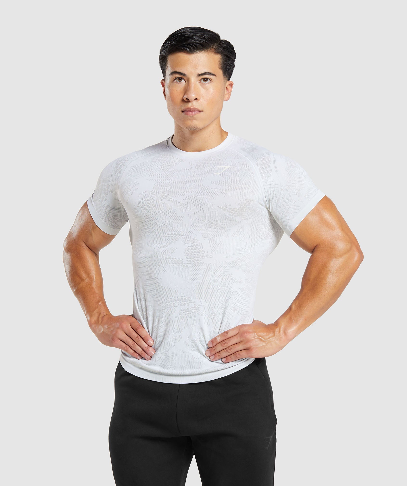 Geo Seamless T-Shirt in White/Light Grey