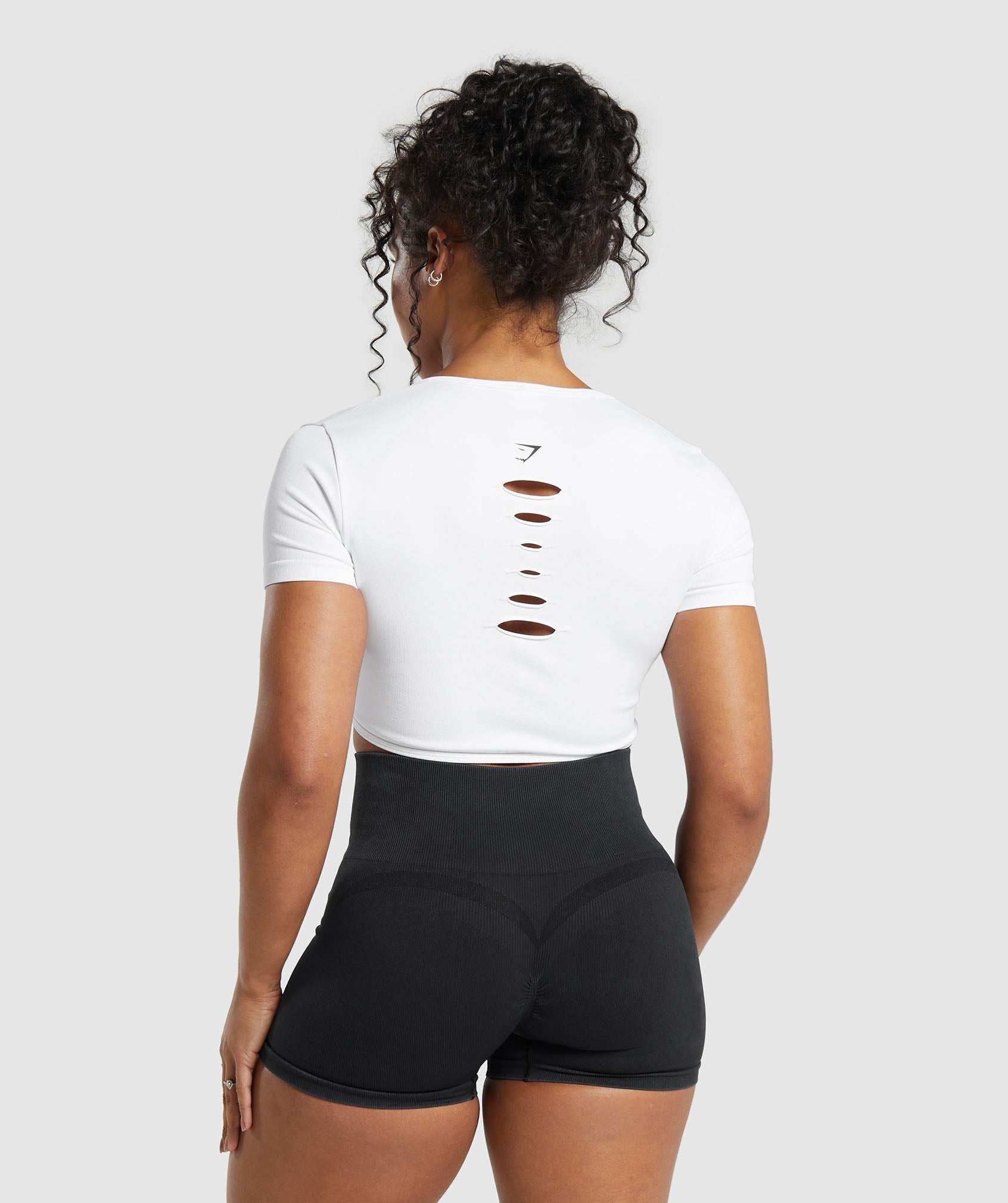 Gains Seamless Fitted Crop Top in White - view 3