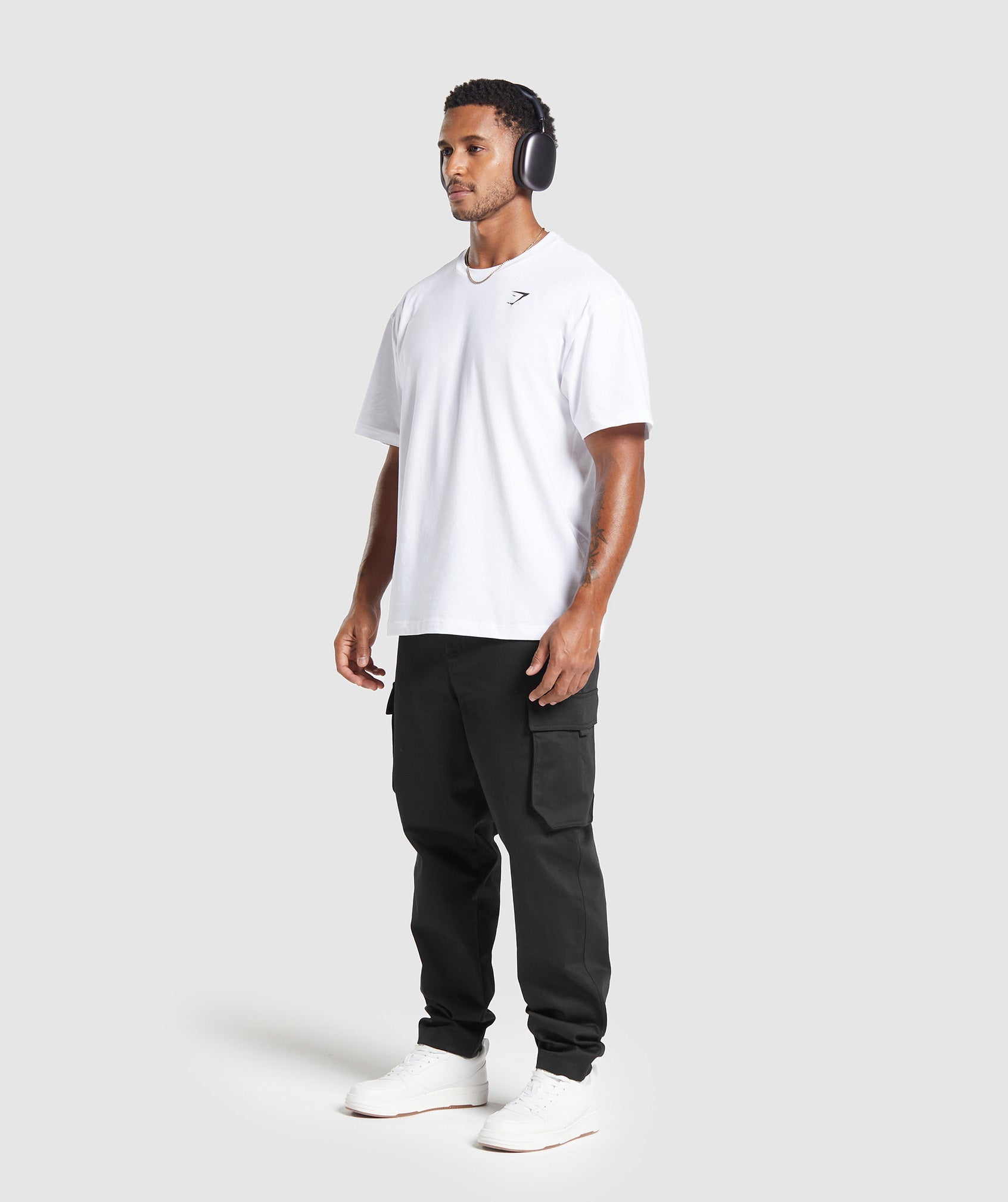 Rest Day Woven Cargo Pants in Black - view 4