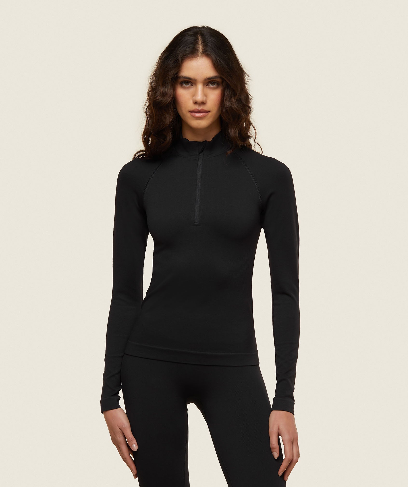 everywear Seamless Turtleneck