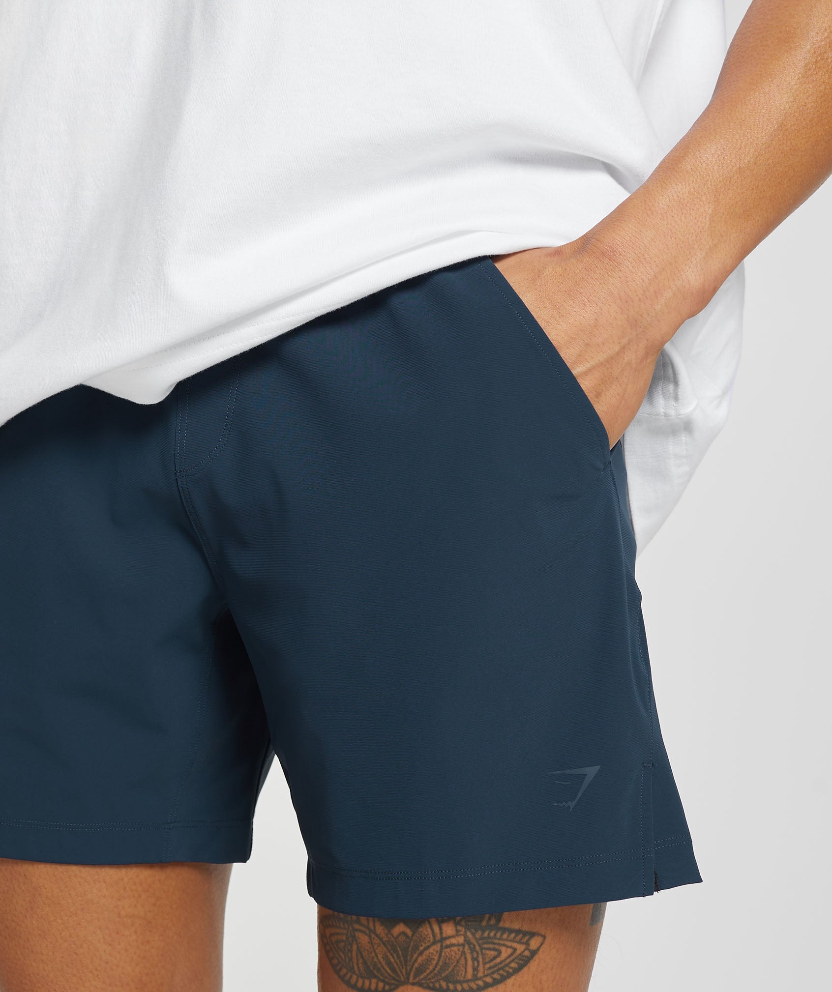 Studio Shorts in Navy - view 5