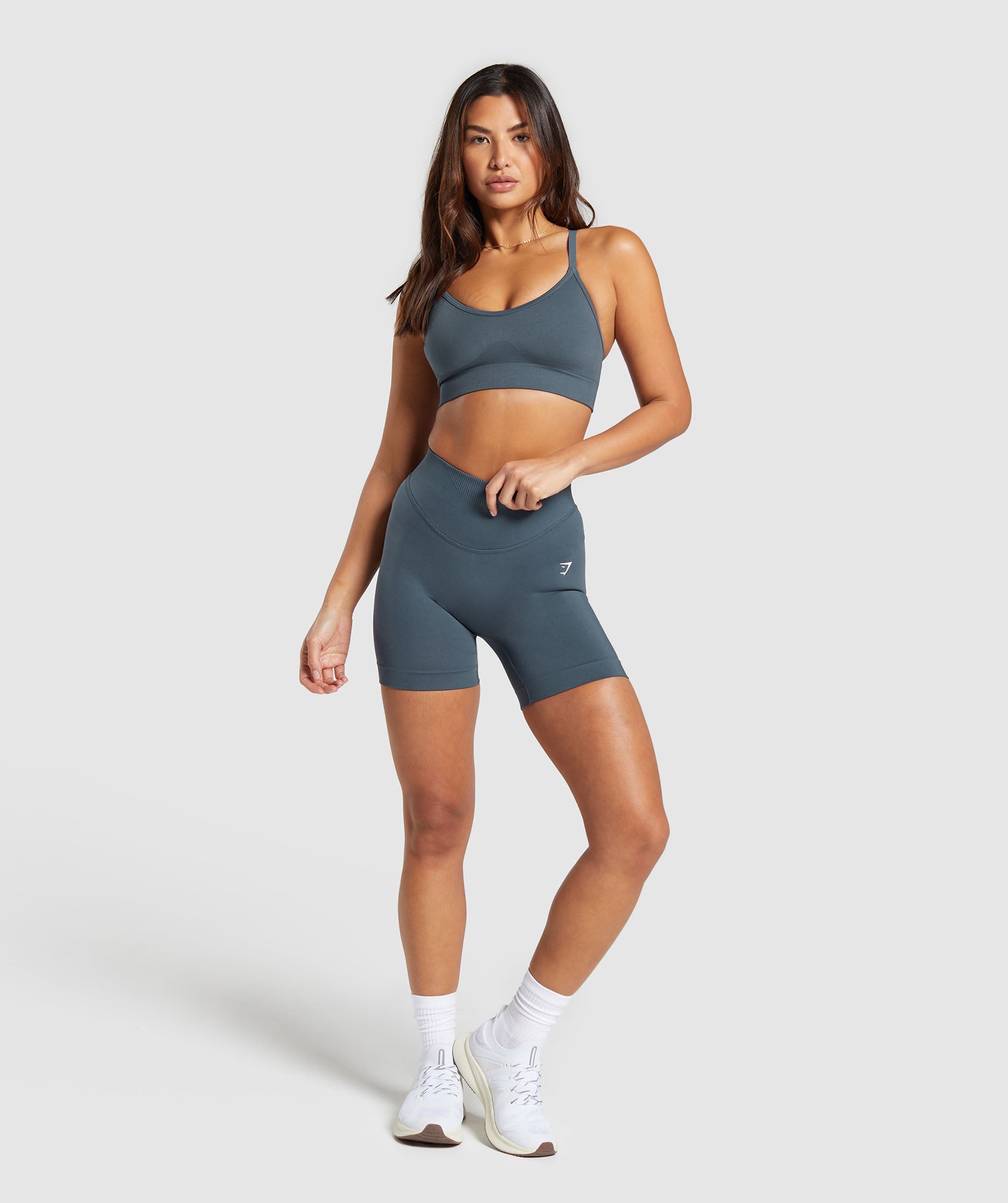 Sweat Seamless Sports Bra 2.0 in Titanium Blue - view 4