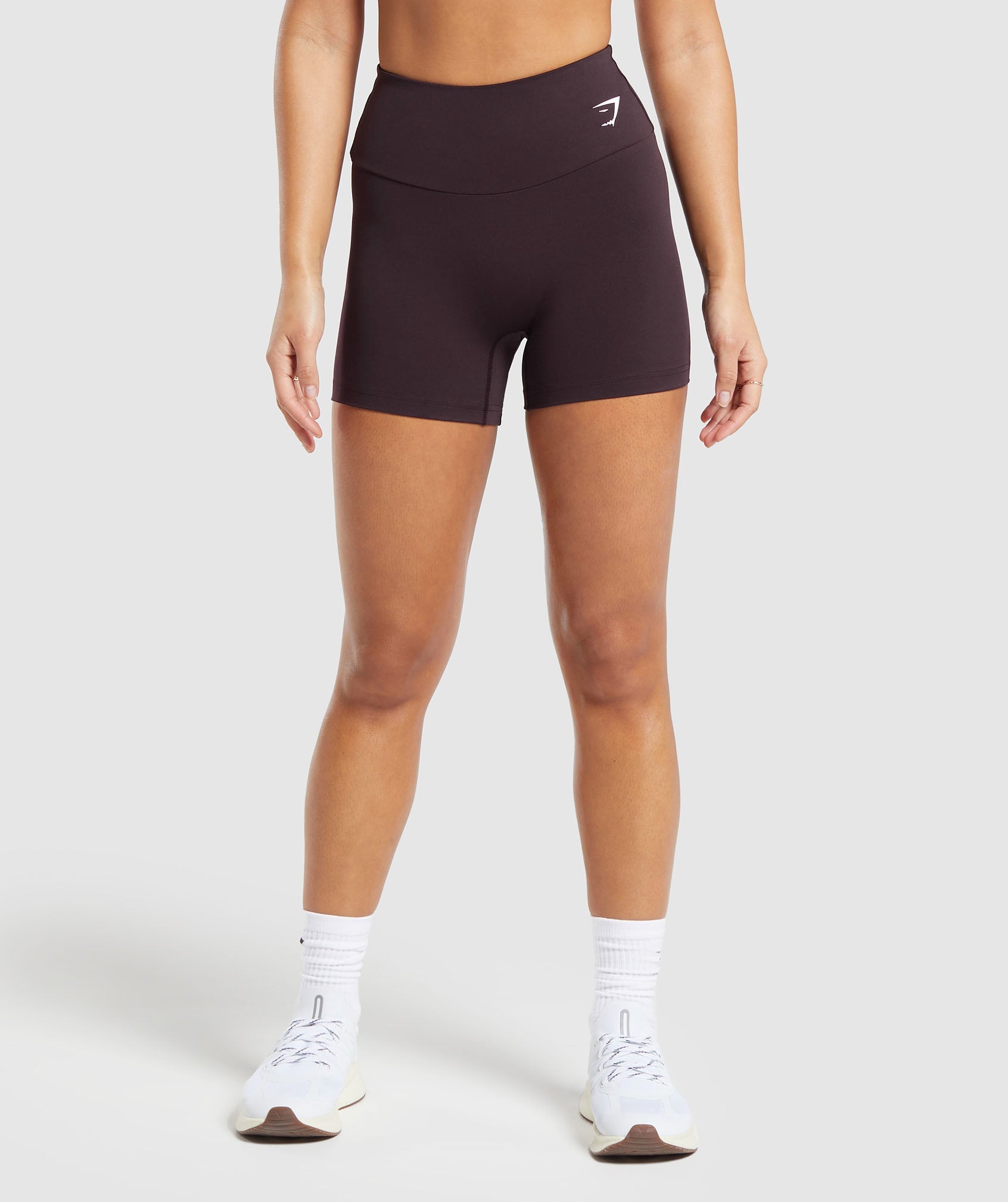 Training Shorts in Plum Brown