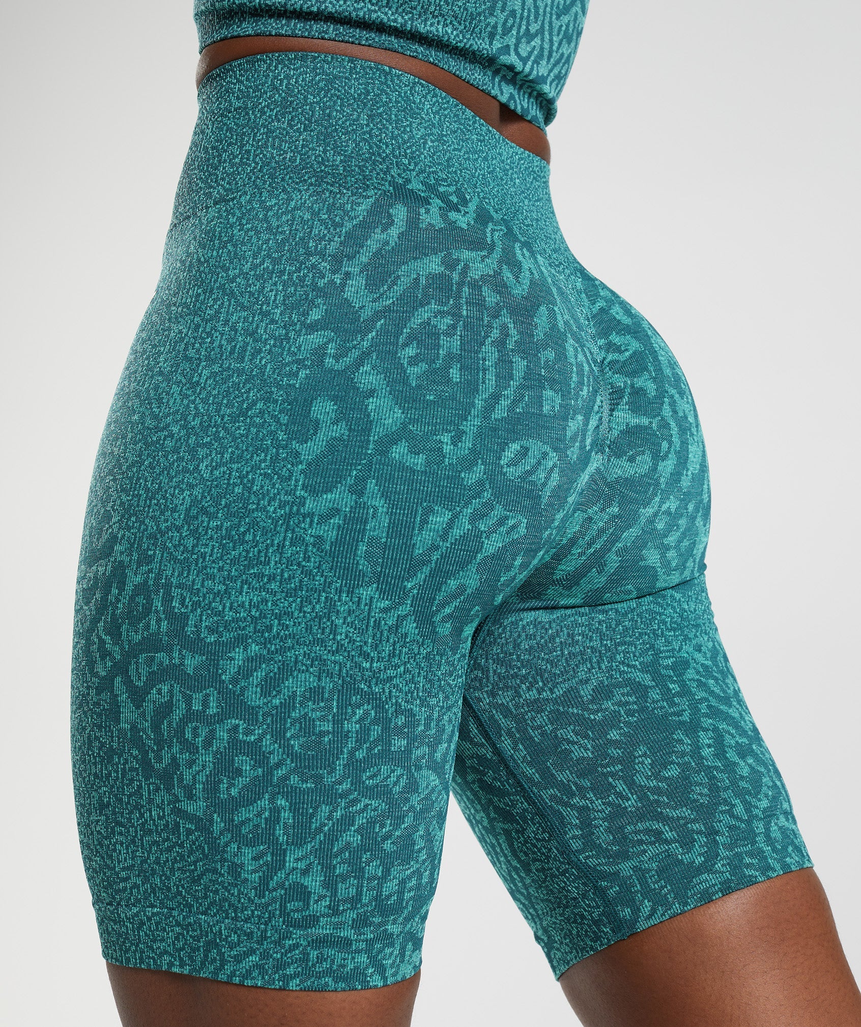 Adapt Animal Seamless Cycling Shorts in Reef | Winter Teal - view 5