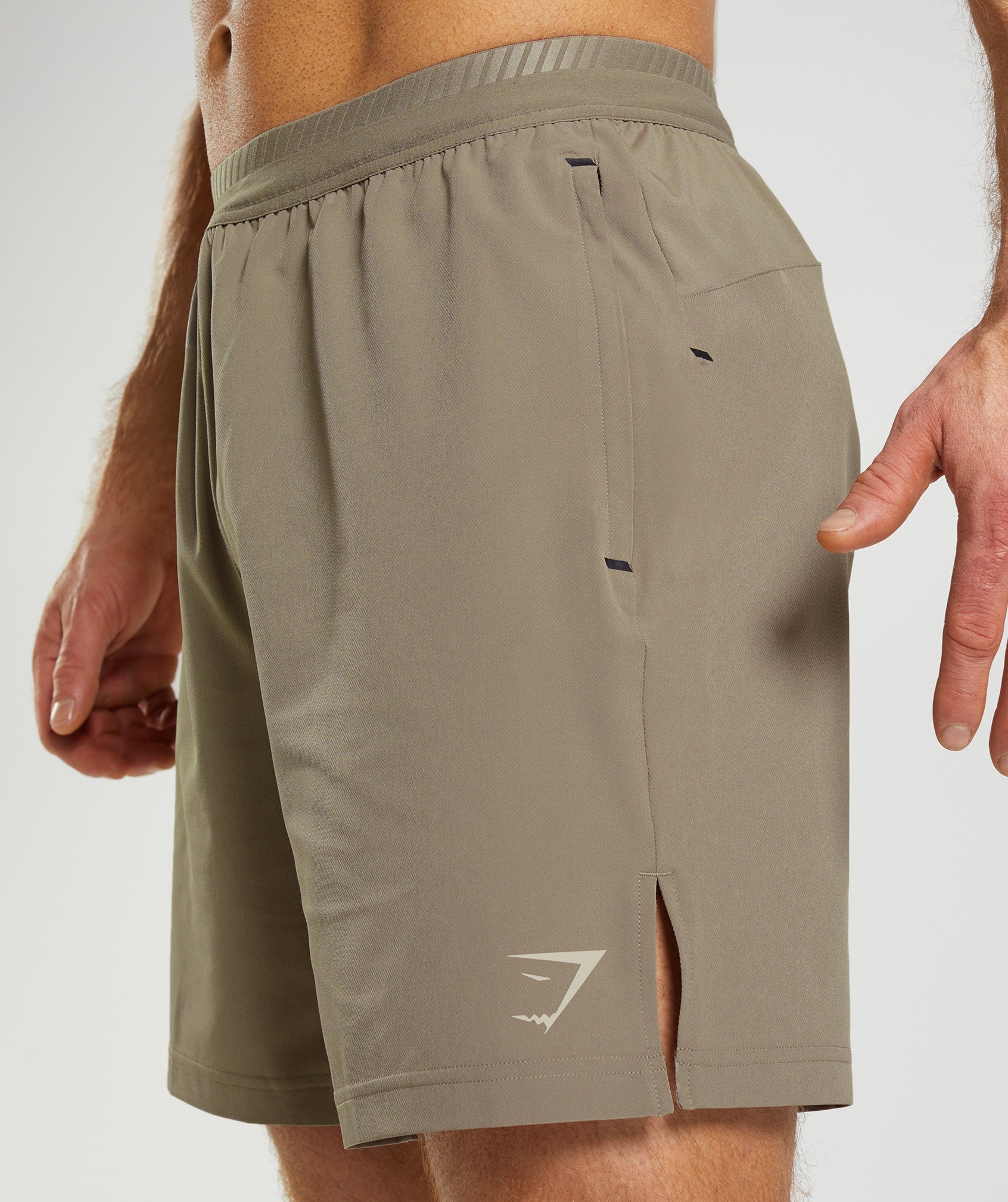 Apex 7" Hybrid Shorts in Earthy Brown