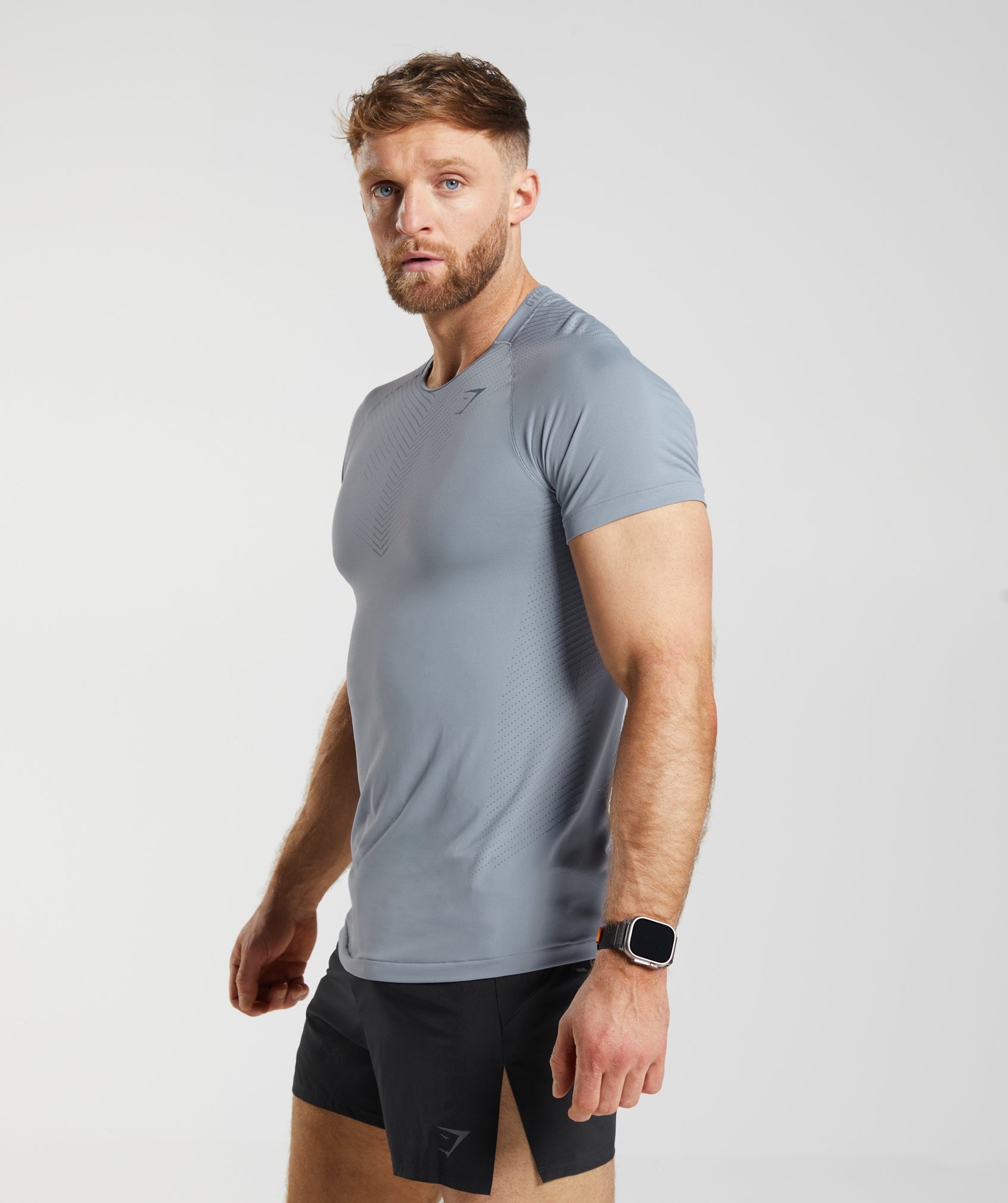 Apex Seamless T-Shirt in Drift Grey/Evening Blue - view 3