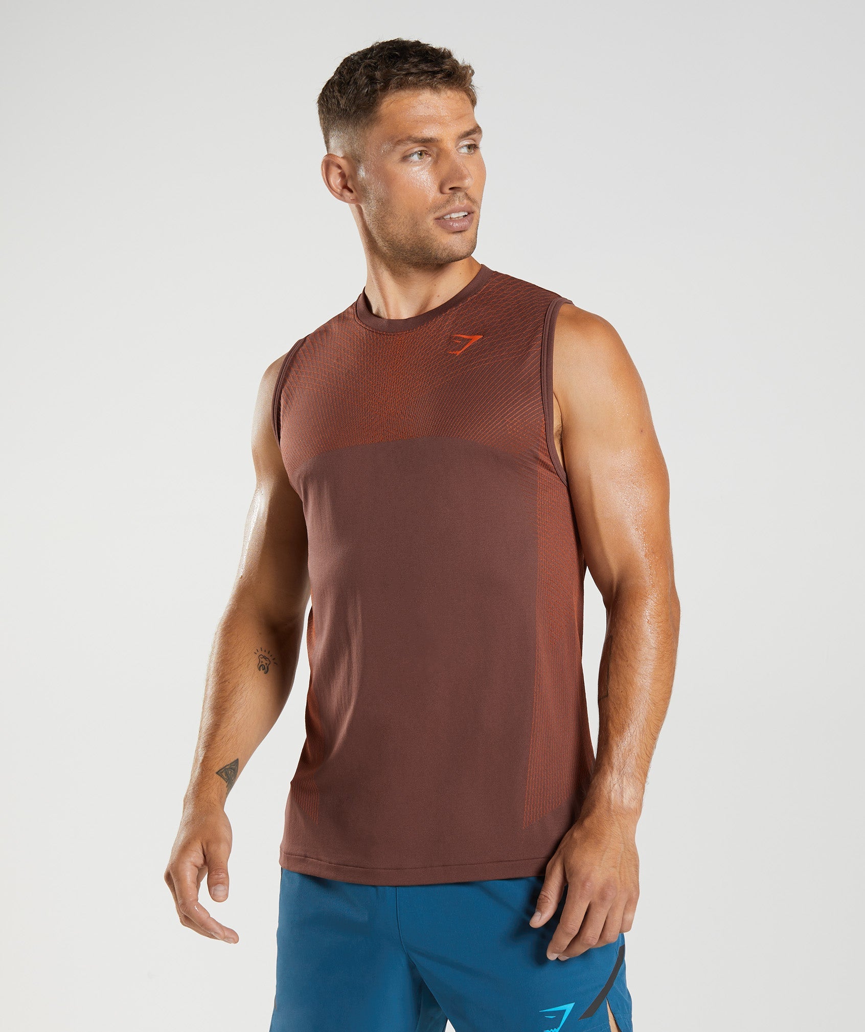 Apex Seamless Tank in Cherry Brown/Pepper Red - view 1