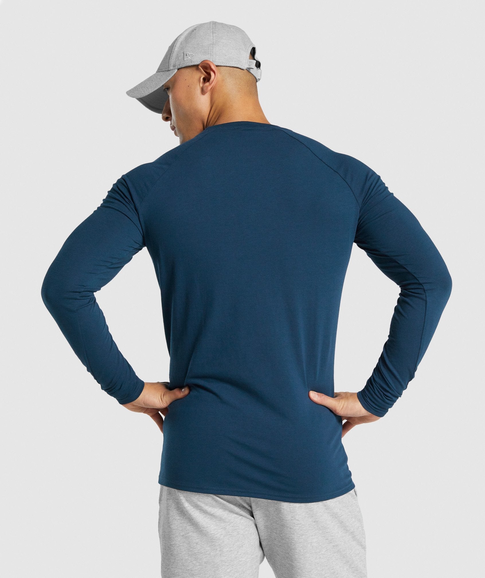 Gymshark Critical 2.0 Long Sleeve T-Shirt - Navy