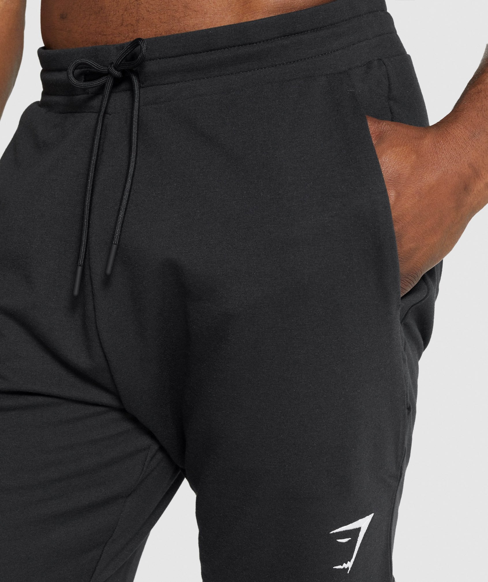 Critical Shorts in Black