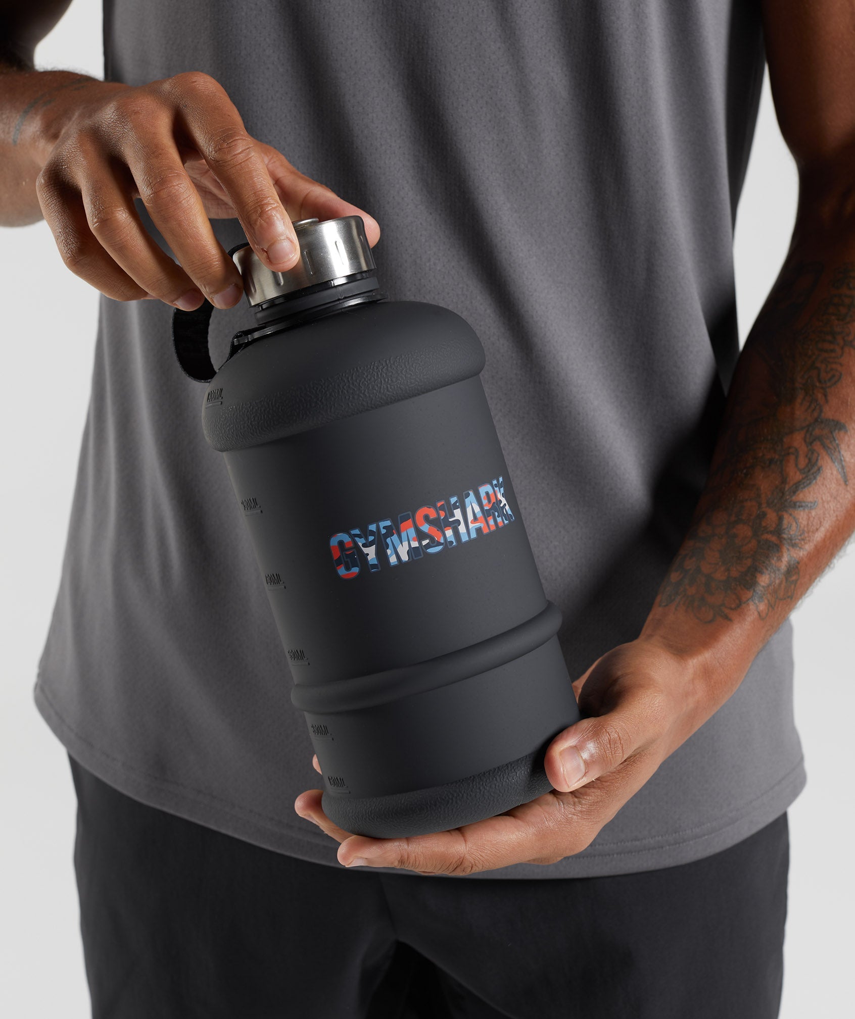 GFX 1.3l Bottle in Onyx Grey - view 1