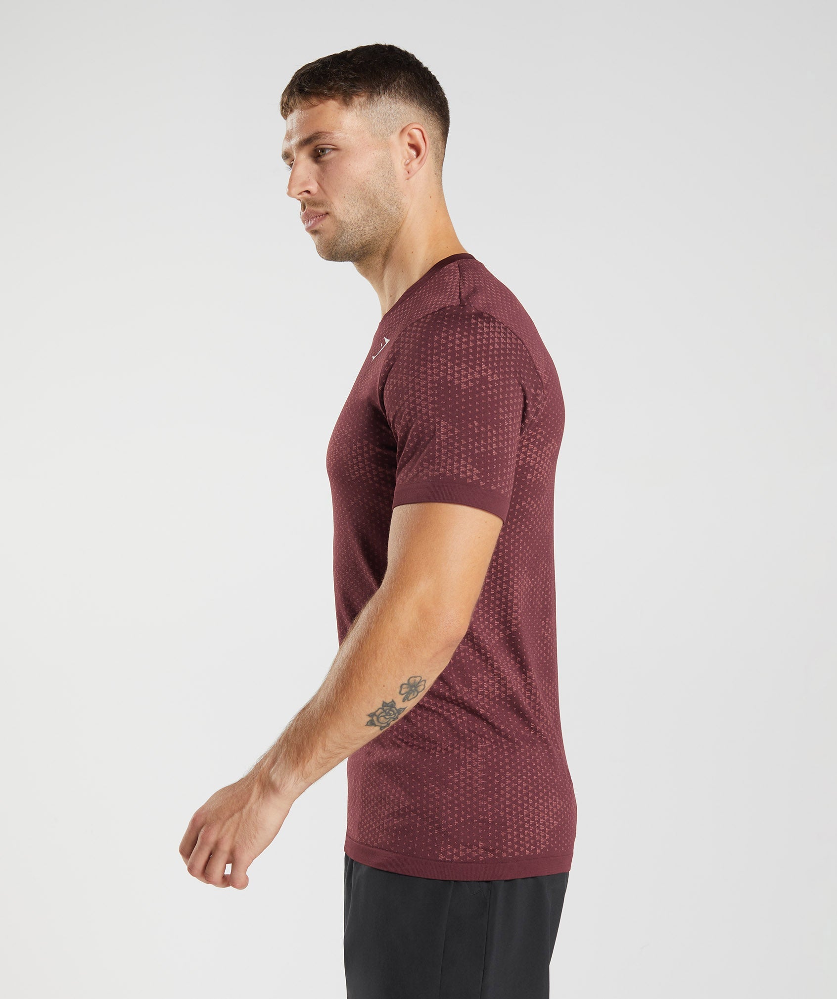 Sport Seamless T-Shirt in Baked Maroon/Rosewood Red - view 3