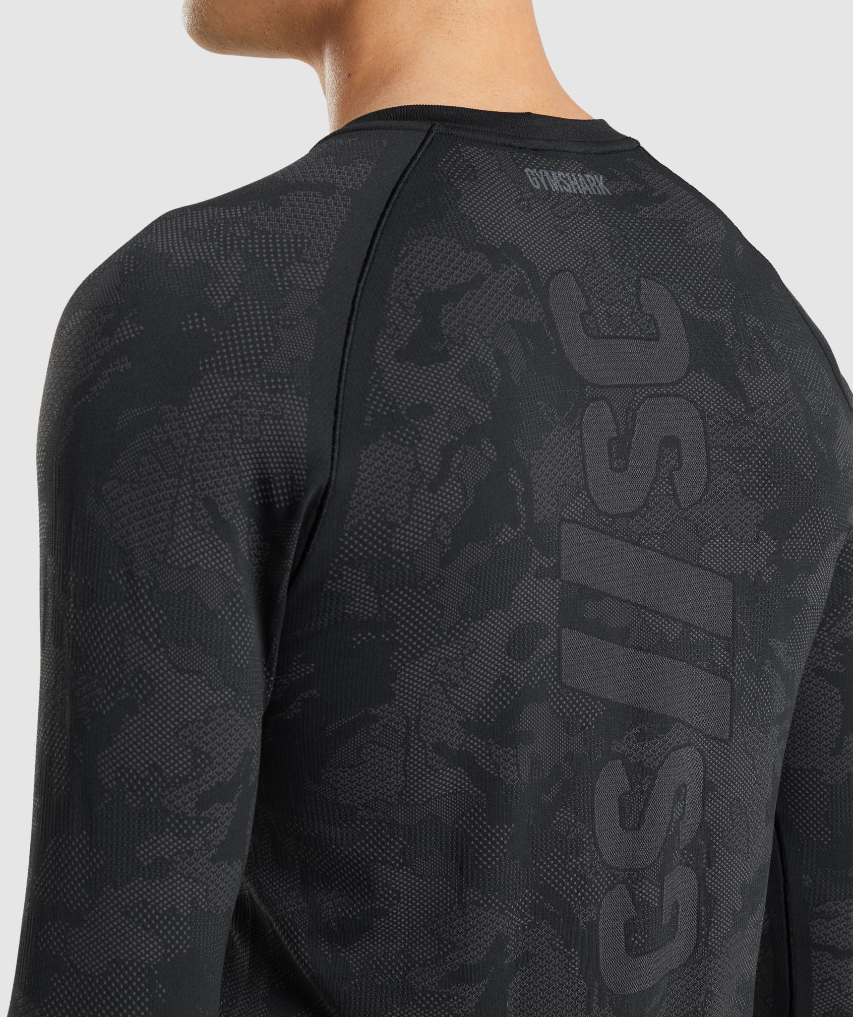 Gymshark//Steve Cook Long Sleeve Seamless T-Shirt in Black/Graphite Grey - view 7