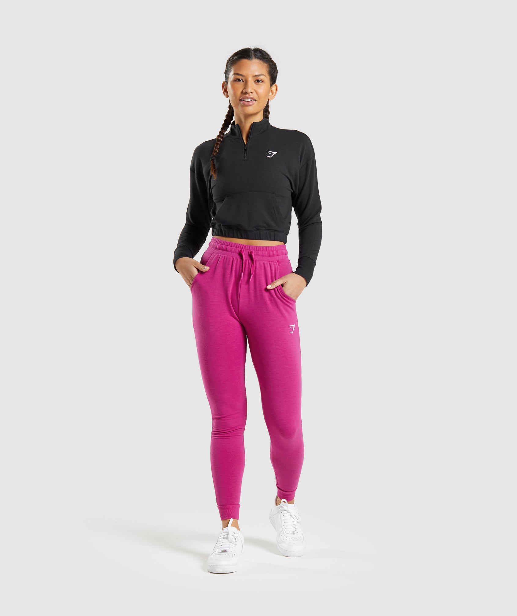Training Pippa Pullover in Black - view 4