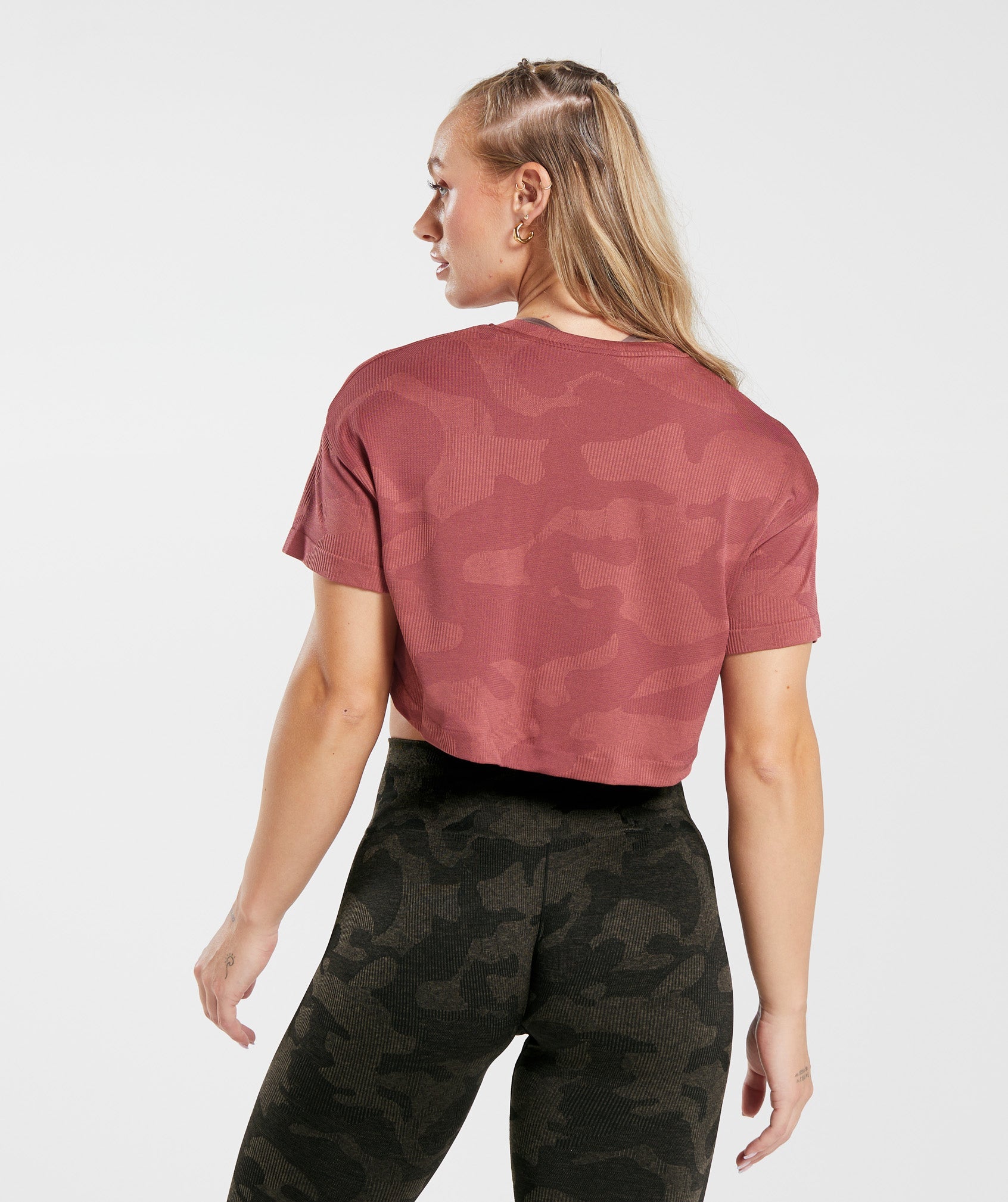 Adapt Camo Seamless Ribbed Crop Top in Soft Berry/Sunbaked Pink - view 3
