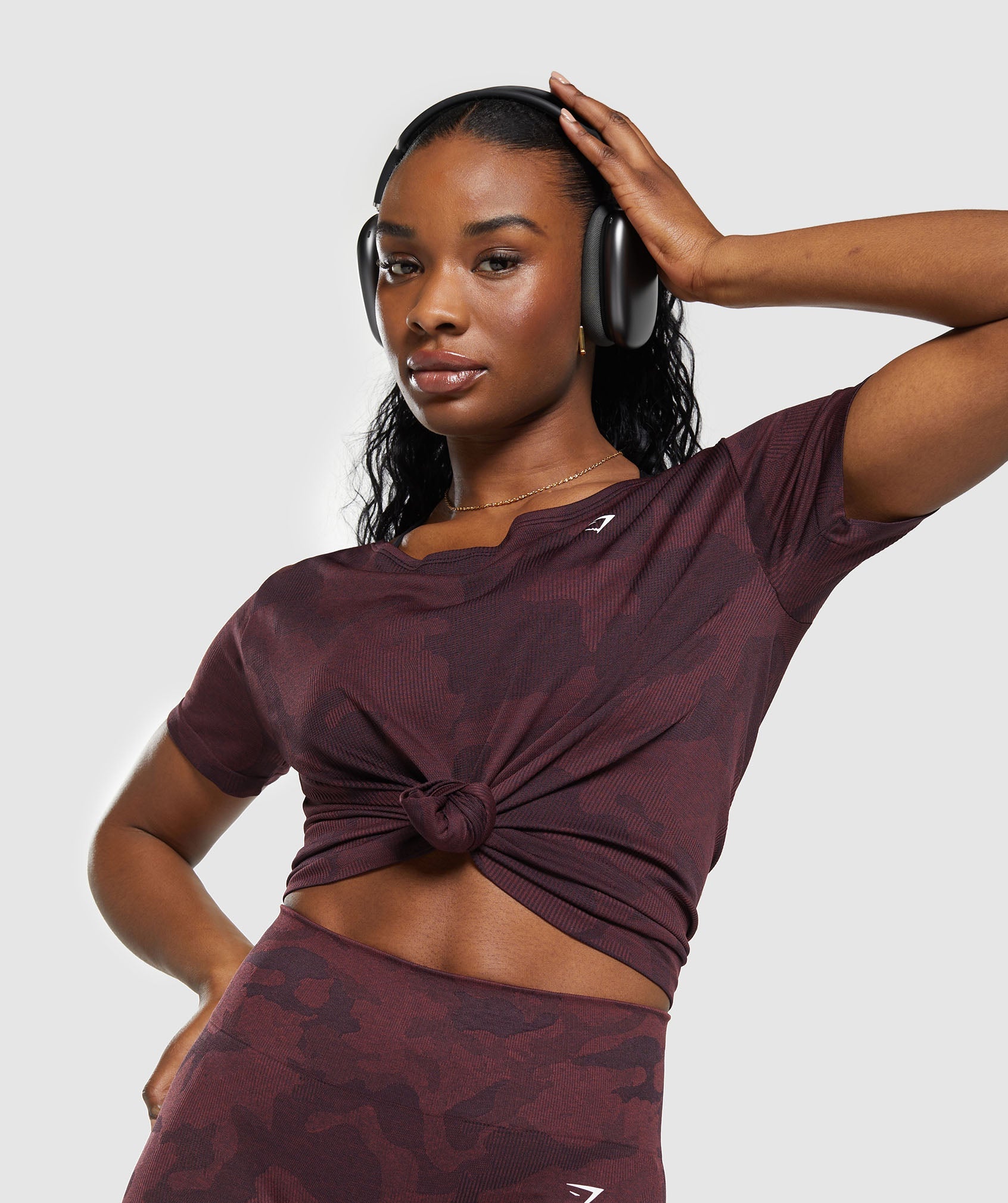 Adapt Camo Seamless T-Shirt in Plum Brown/Burgundy Brown - view 6