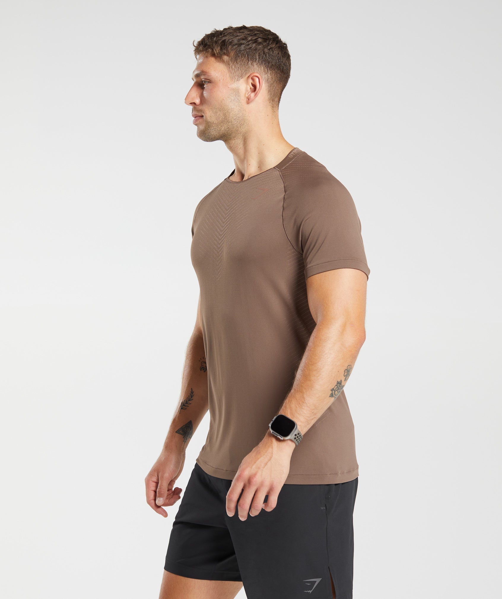 Apex Seamless T-Shirt in Soft Brown/Taupe Brown - view 3
