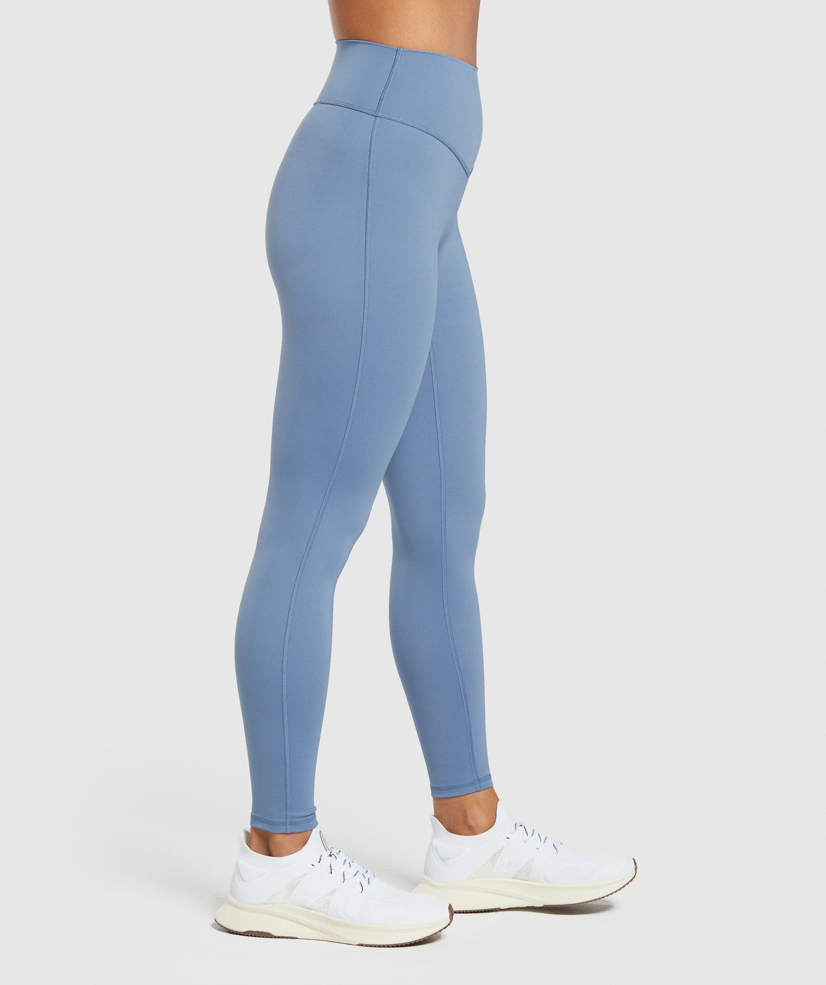 Elevate Leggings in Faded Blue - view 4