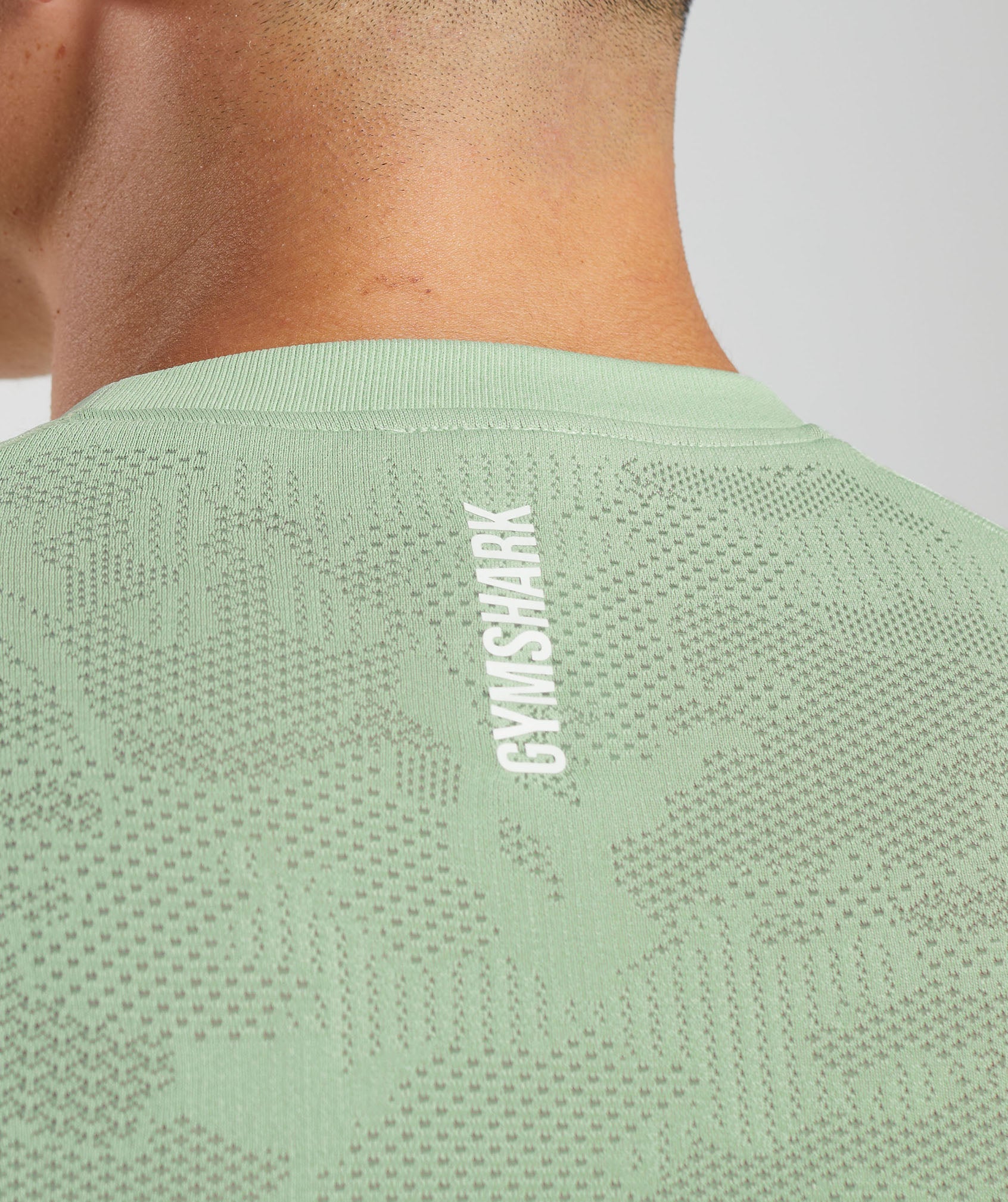 Geo Seamless T-Shirt in Flora Green/Willow Green