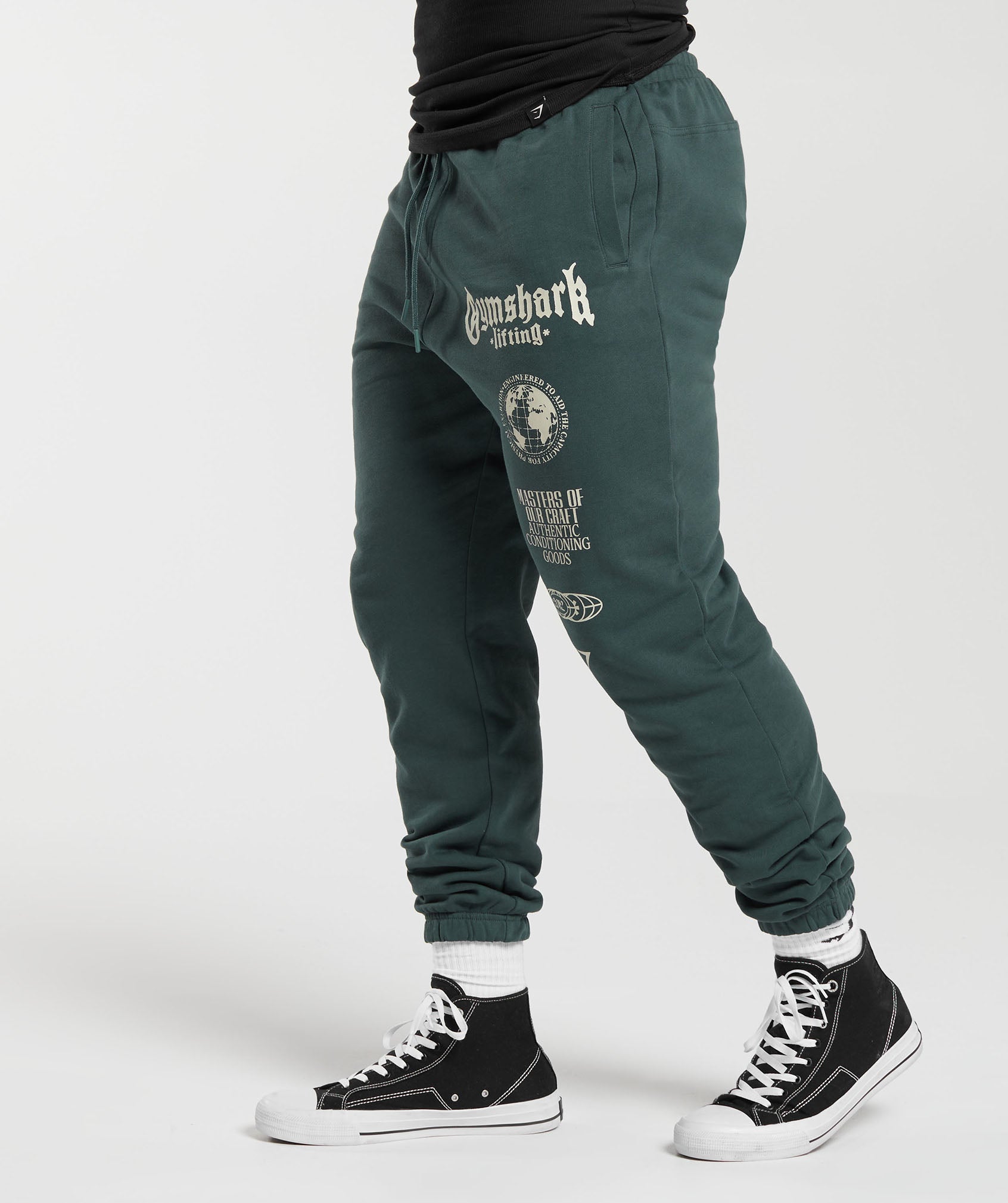 Global Lifting Oversized Joggers in Green - view 3