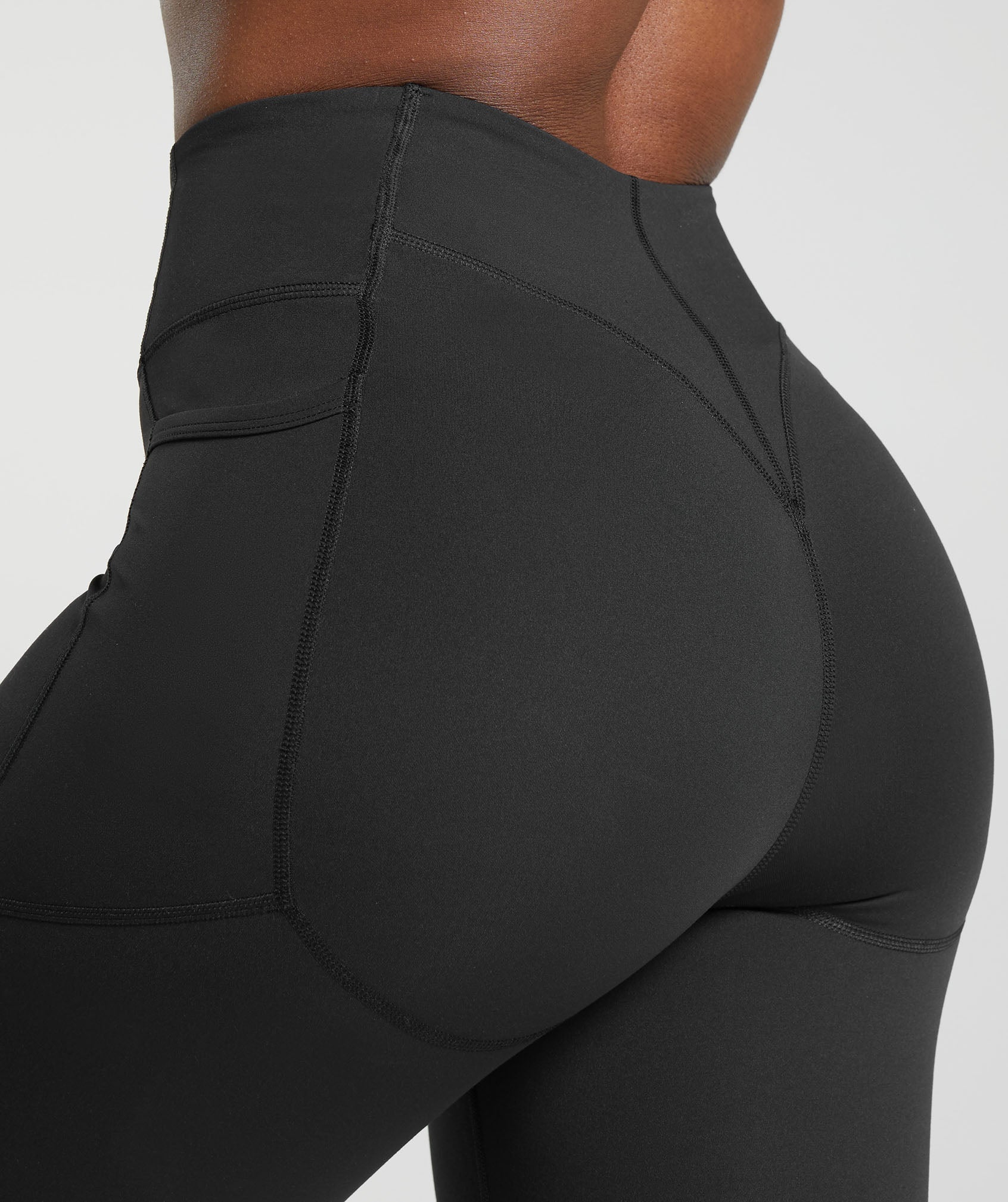 Lifting Pocket Leggings in Black - view 5